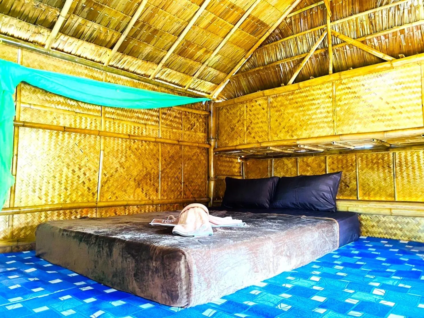 Property building, Bed in Asama Bungalow