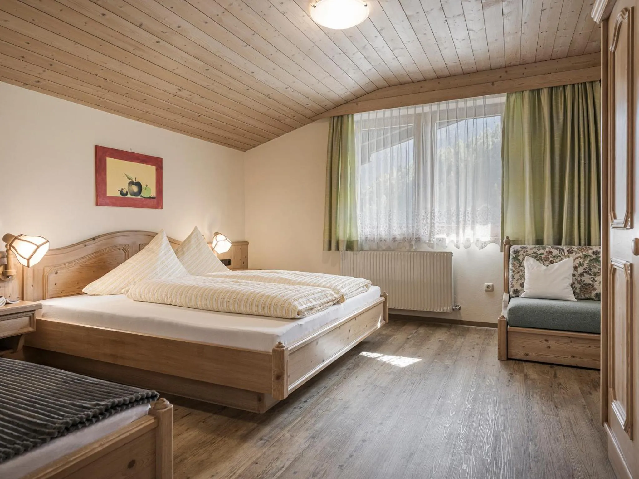 Bed in Appartementhaus Sennhüttn