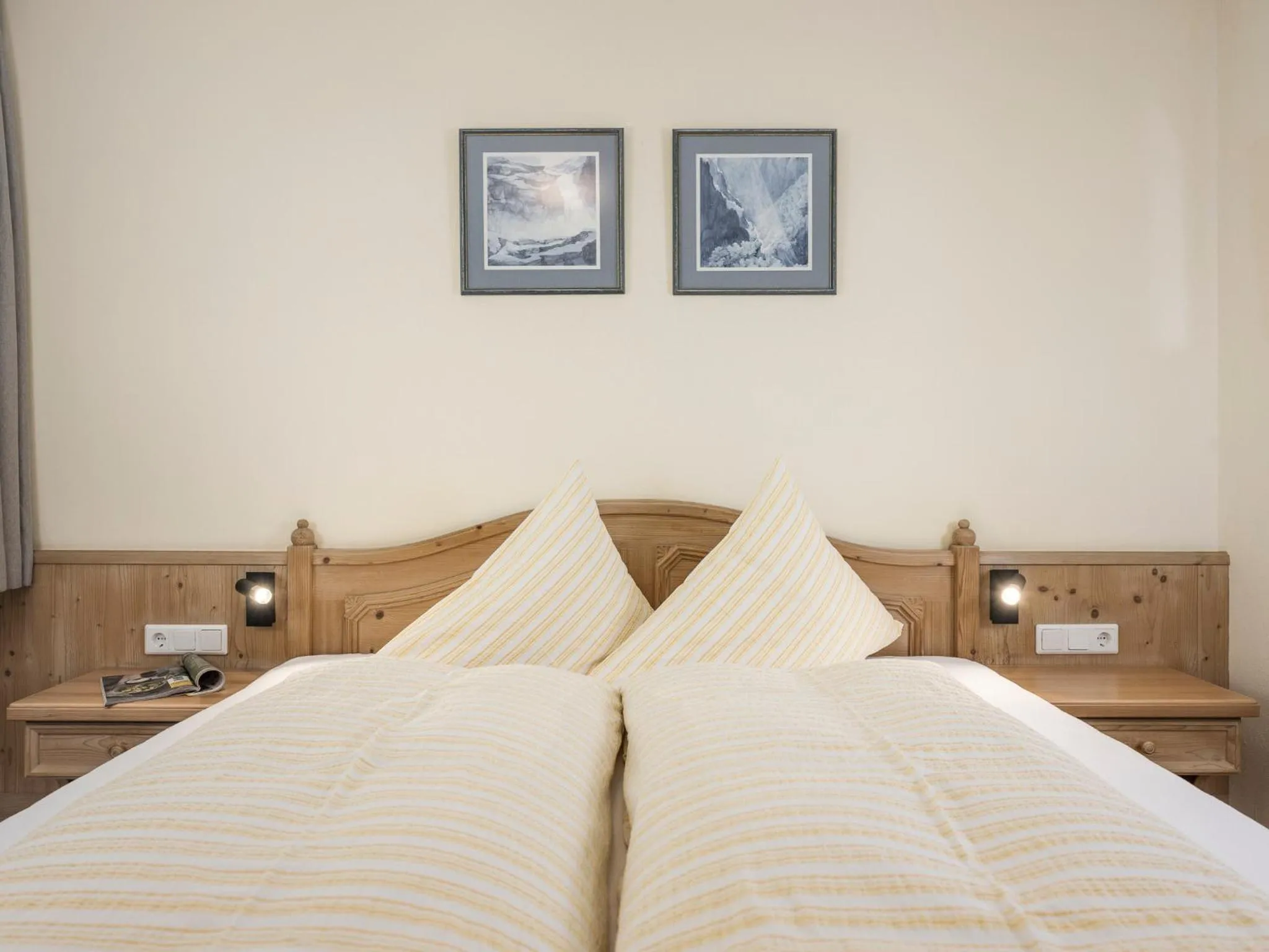 Bed in Appartementhaus Sennhüttn