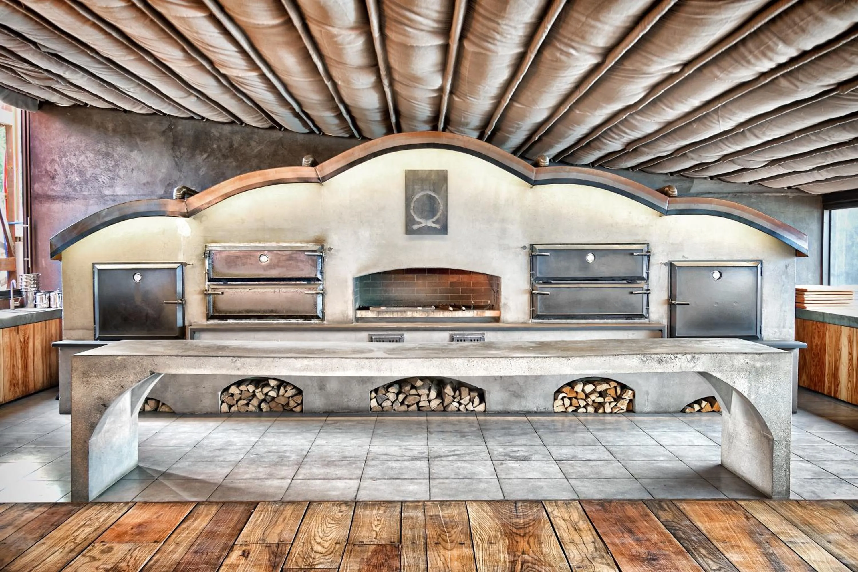 Restaurant/places to eat in IOTA Hotel Tbilisi