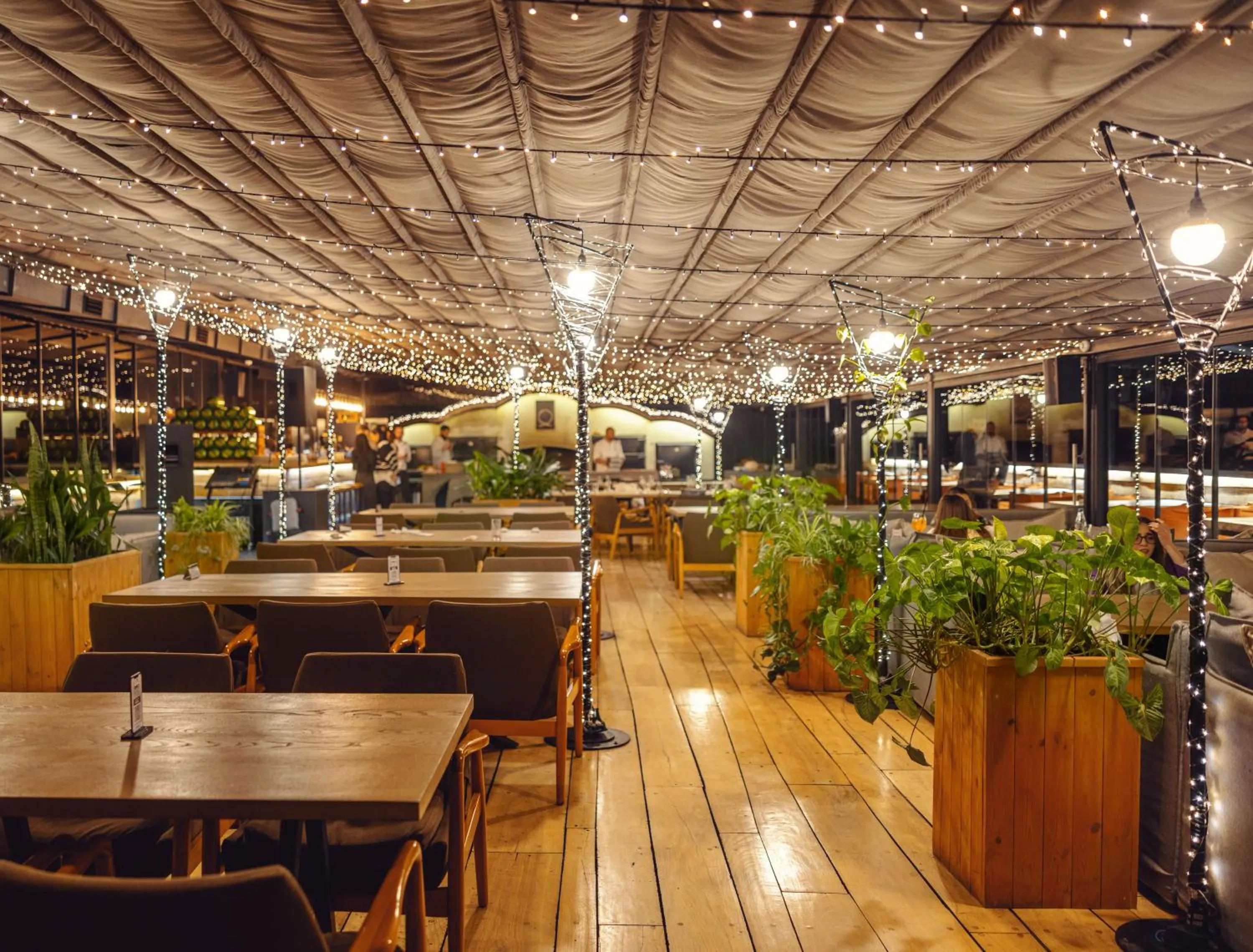 Restaurant/places to eat in IOTA Hotel Tbilisi