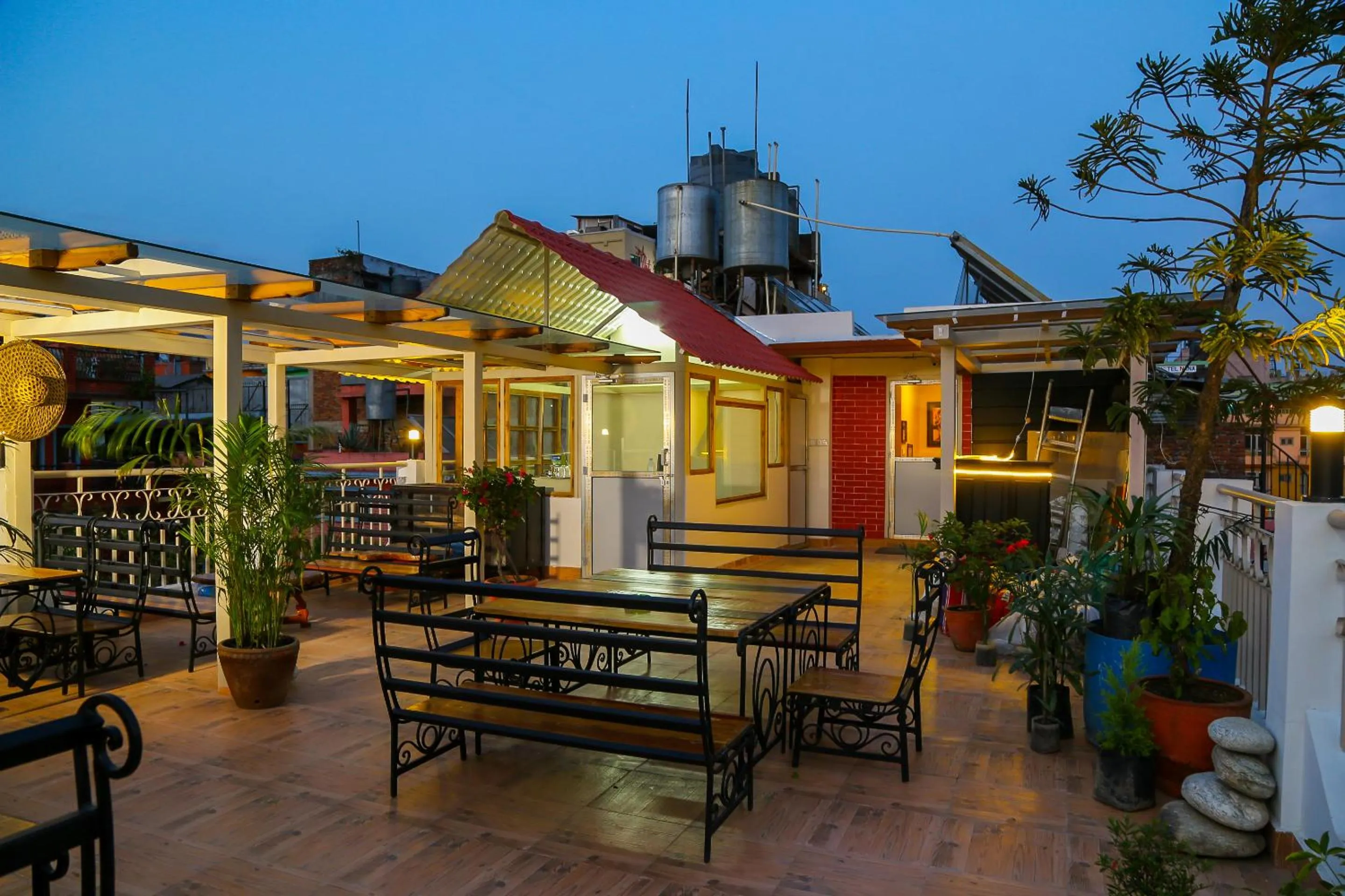 Balcony/Terrace in Hotel Himalayan Oasis