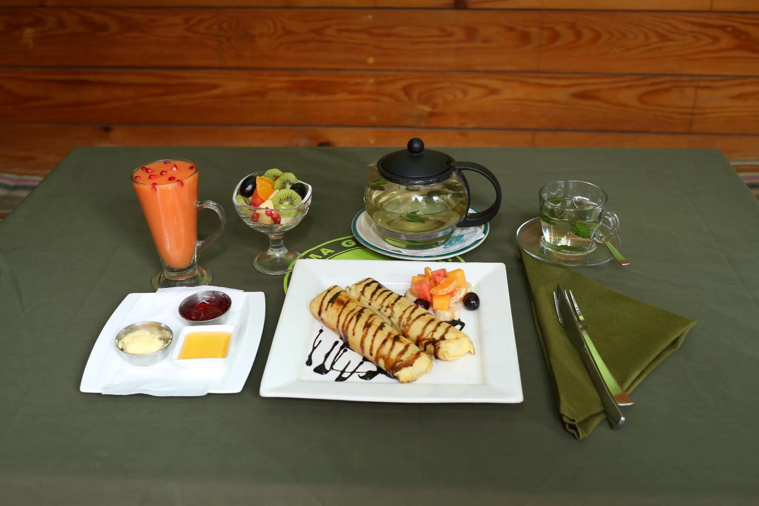 Restaurant/places to eat in Hotel Himalayan Oasis