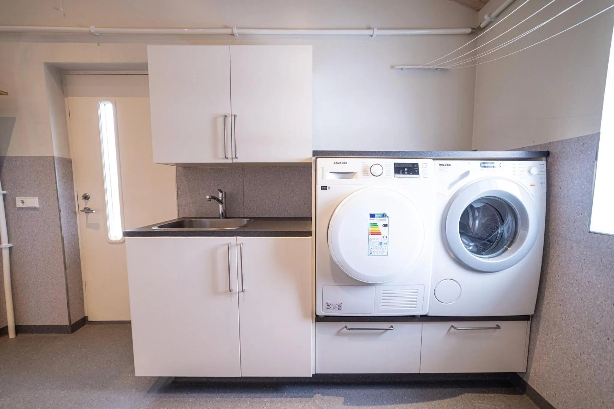 laundry in Miðhraun - Lava resort & Restaurant