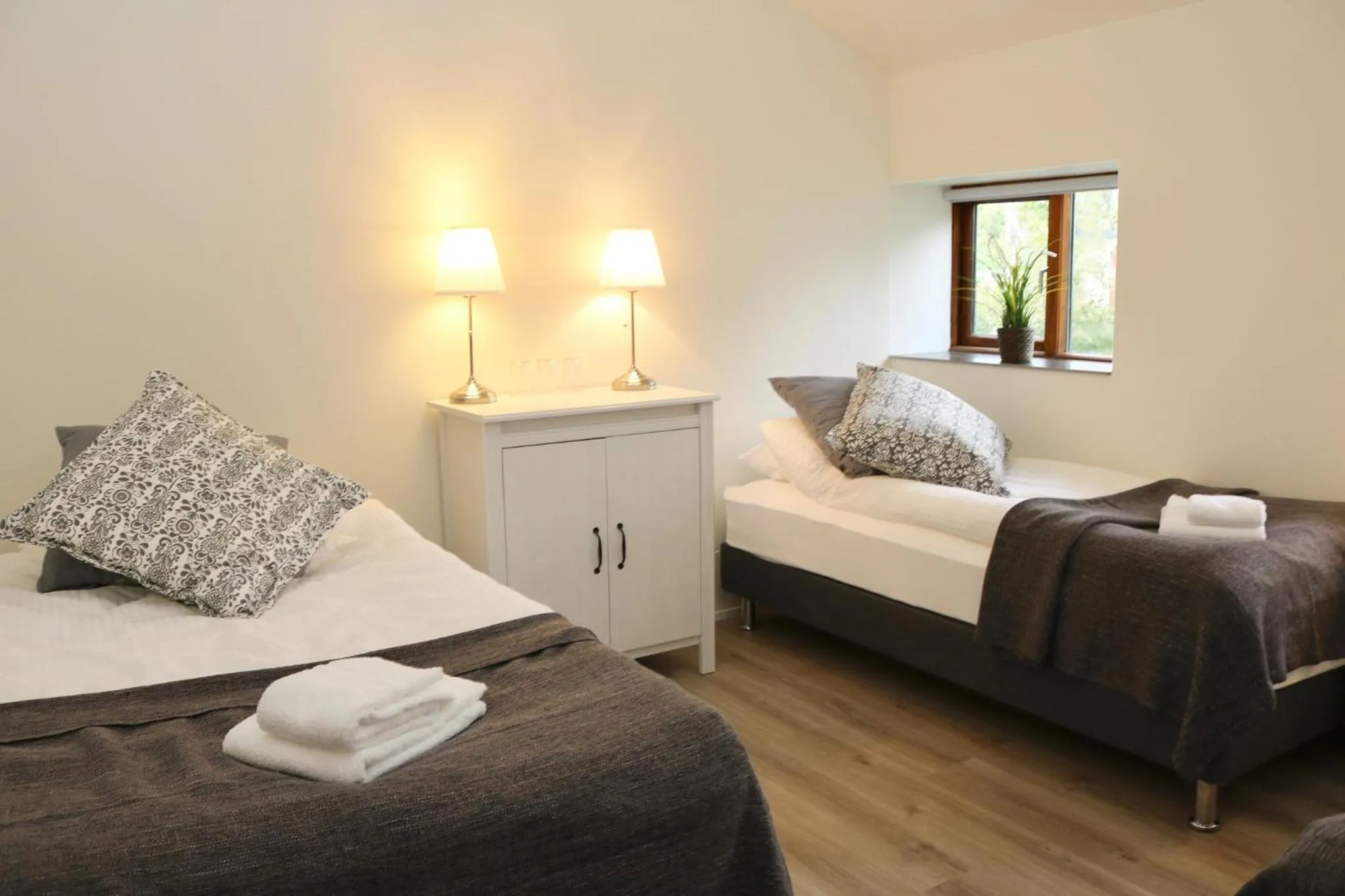 Bedroom, Bed in Miðhraun - Lava resort & Restaurant