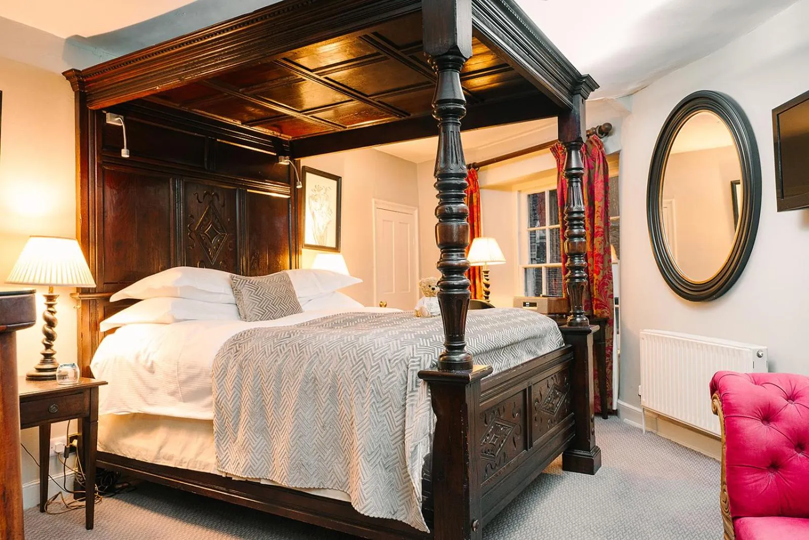 Bedroom, Bed in The Castle Inn