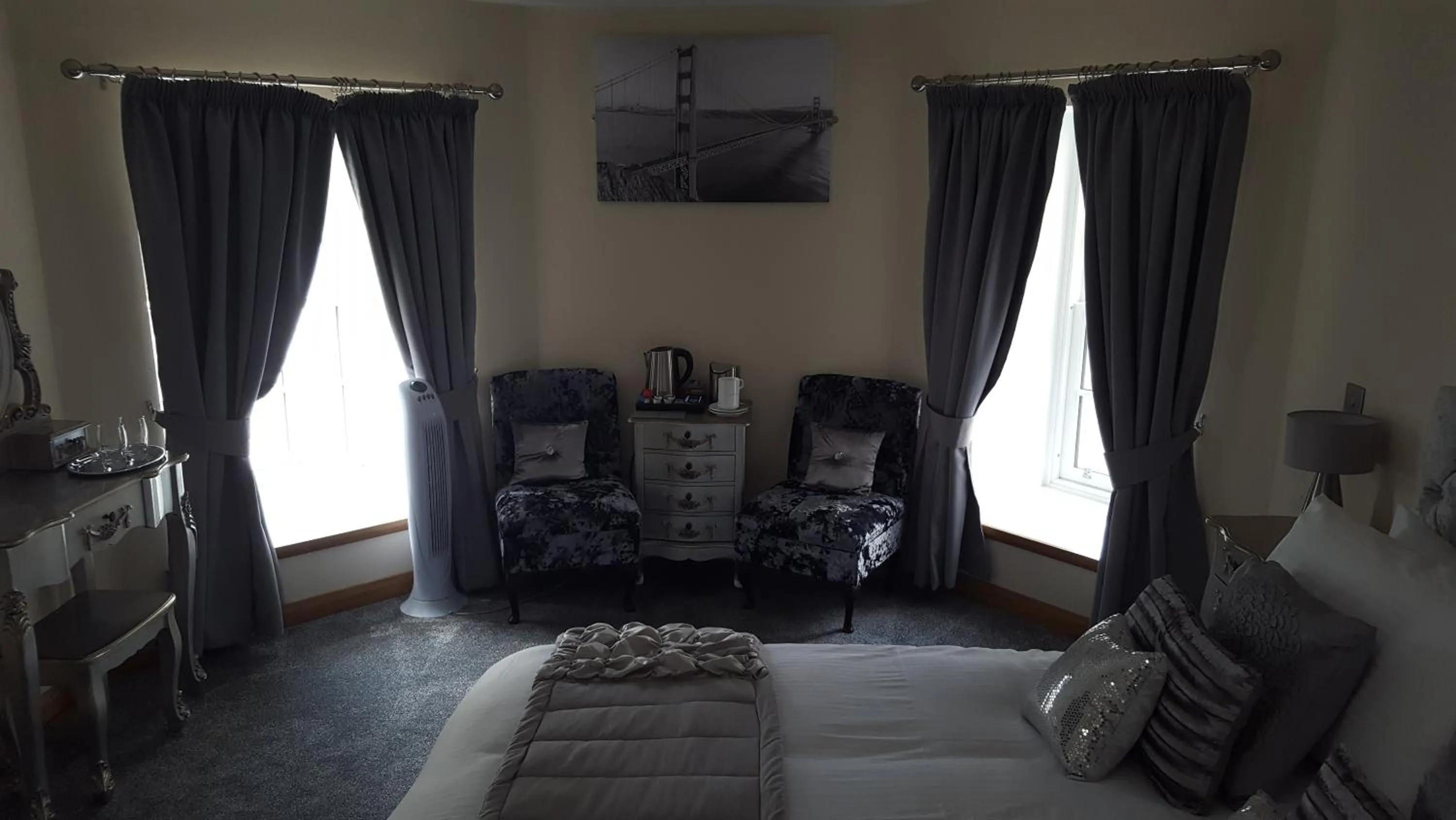 Bedroom, Bed in Star Inn Rooms