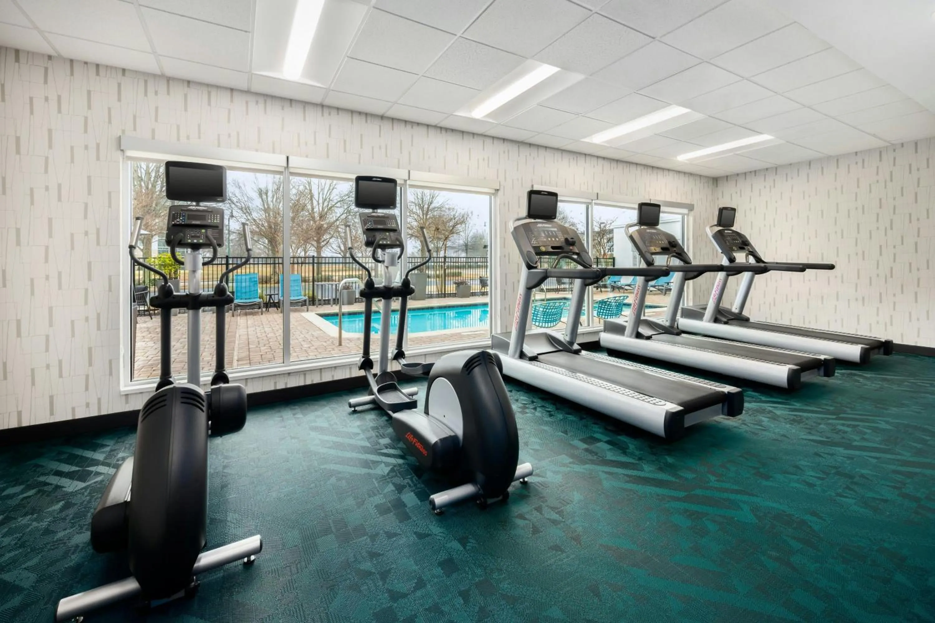 Fitness centre/facilities in TownePlace Suites by Marriott Montgomery EastChase