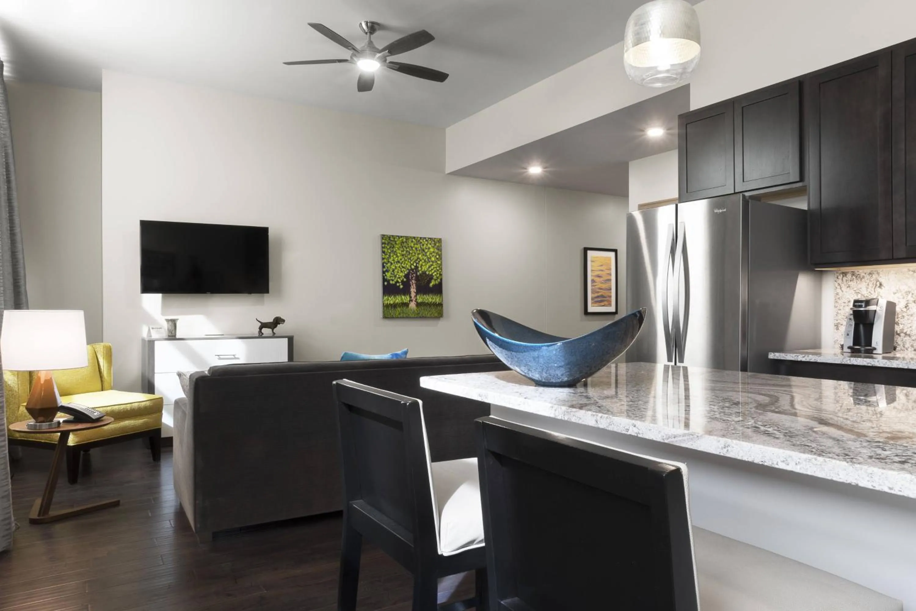 Kitchen or kitchenette in The Current Iowa, Autograph Collection