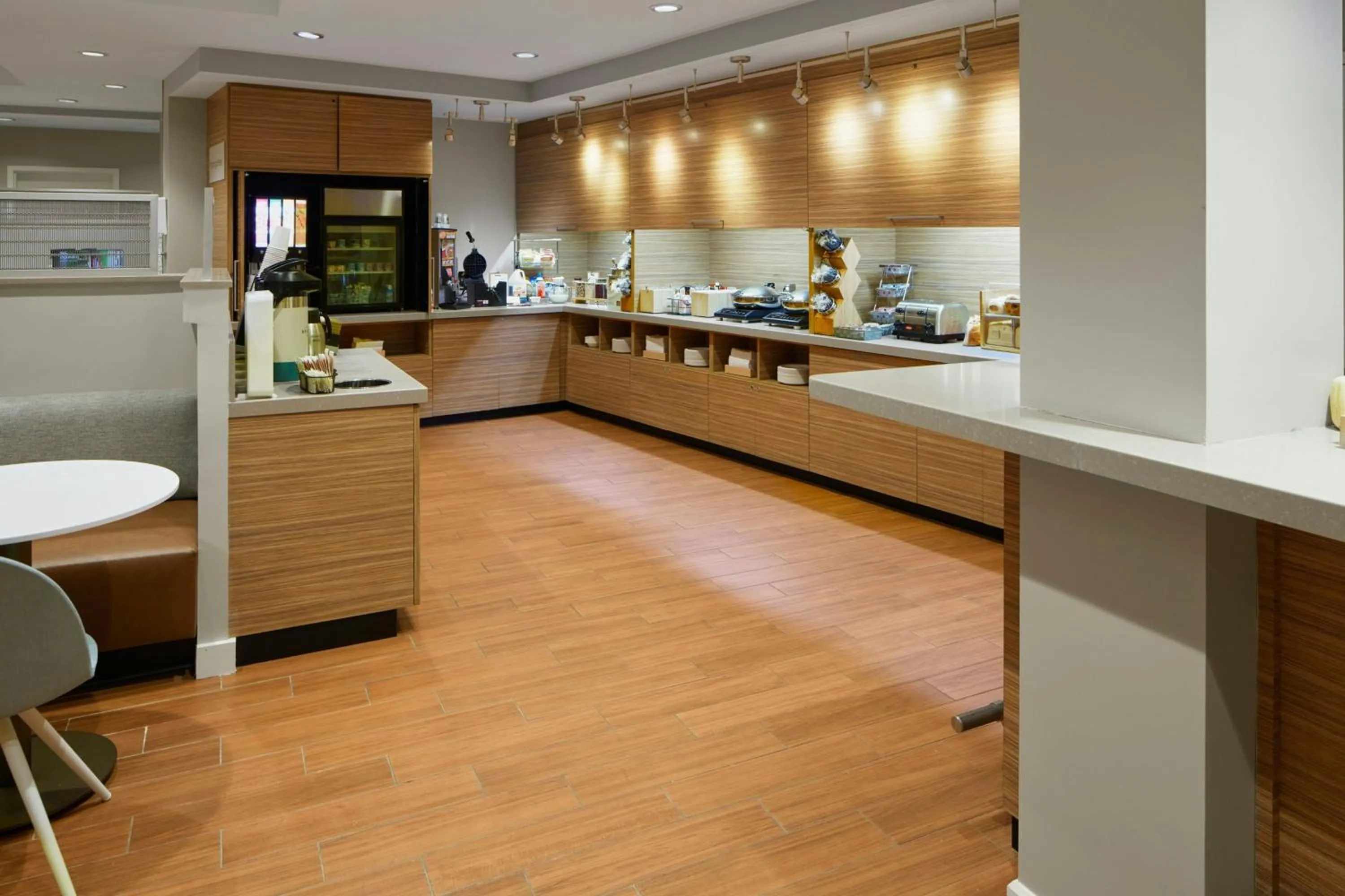 Breakfast in TownePlace Suites by Marriott Fort Myers Estero