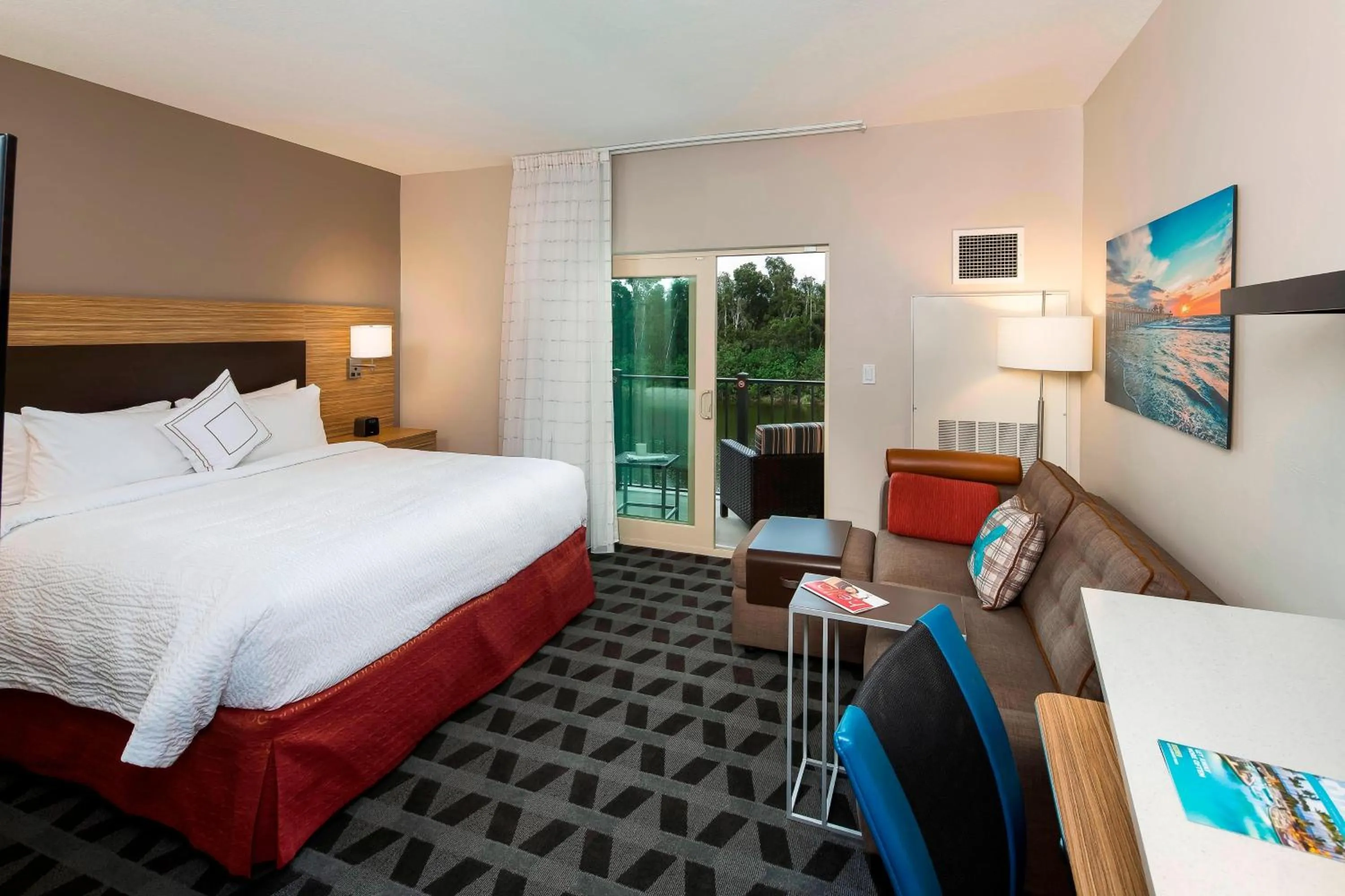 Photo of the whole room, Bed in TownePlace Suites by Marriott Fort Myers Estero