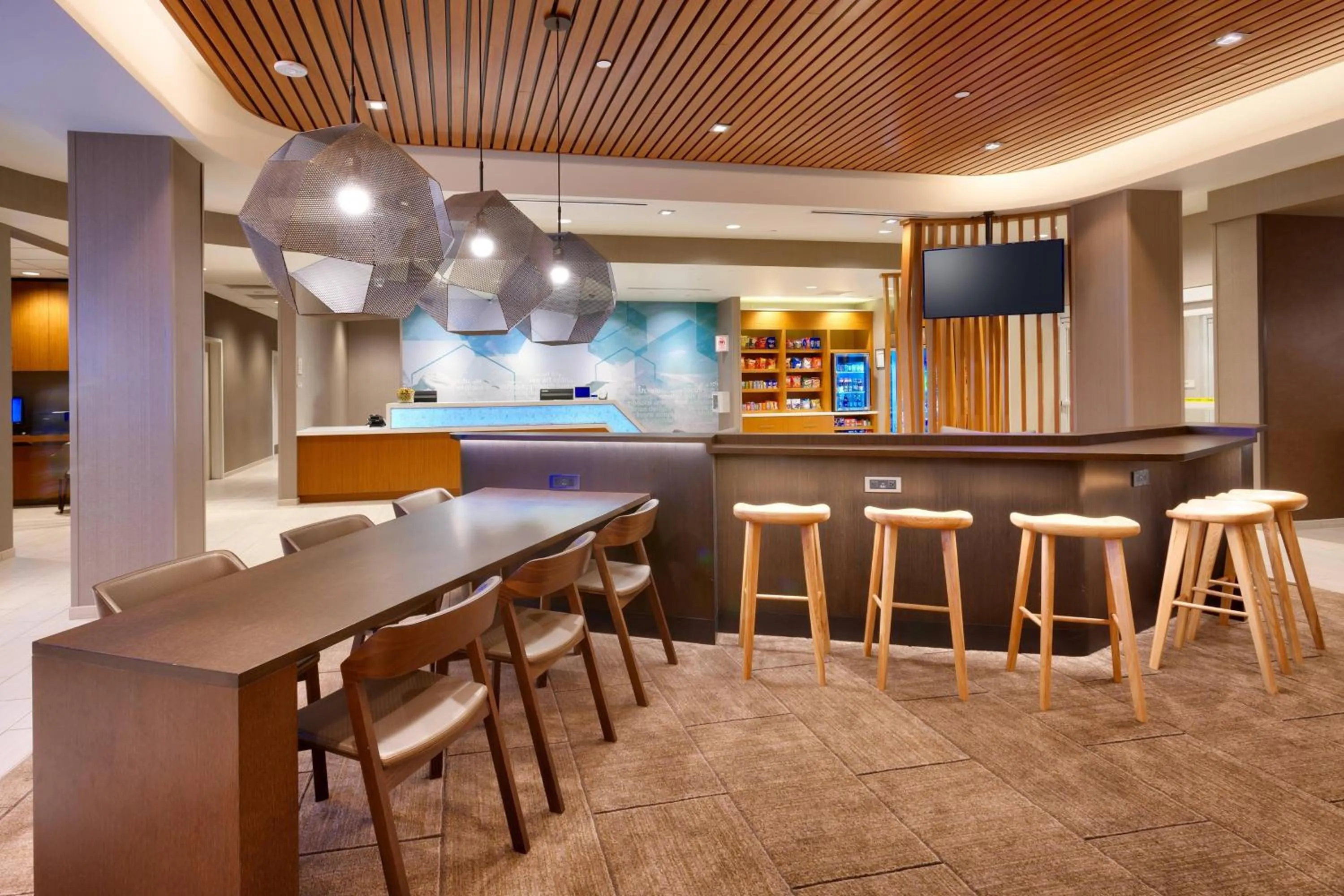 Restaurant/places to eat in SpringHill Suites by Marriott Salt Lake City-South Jordan