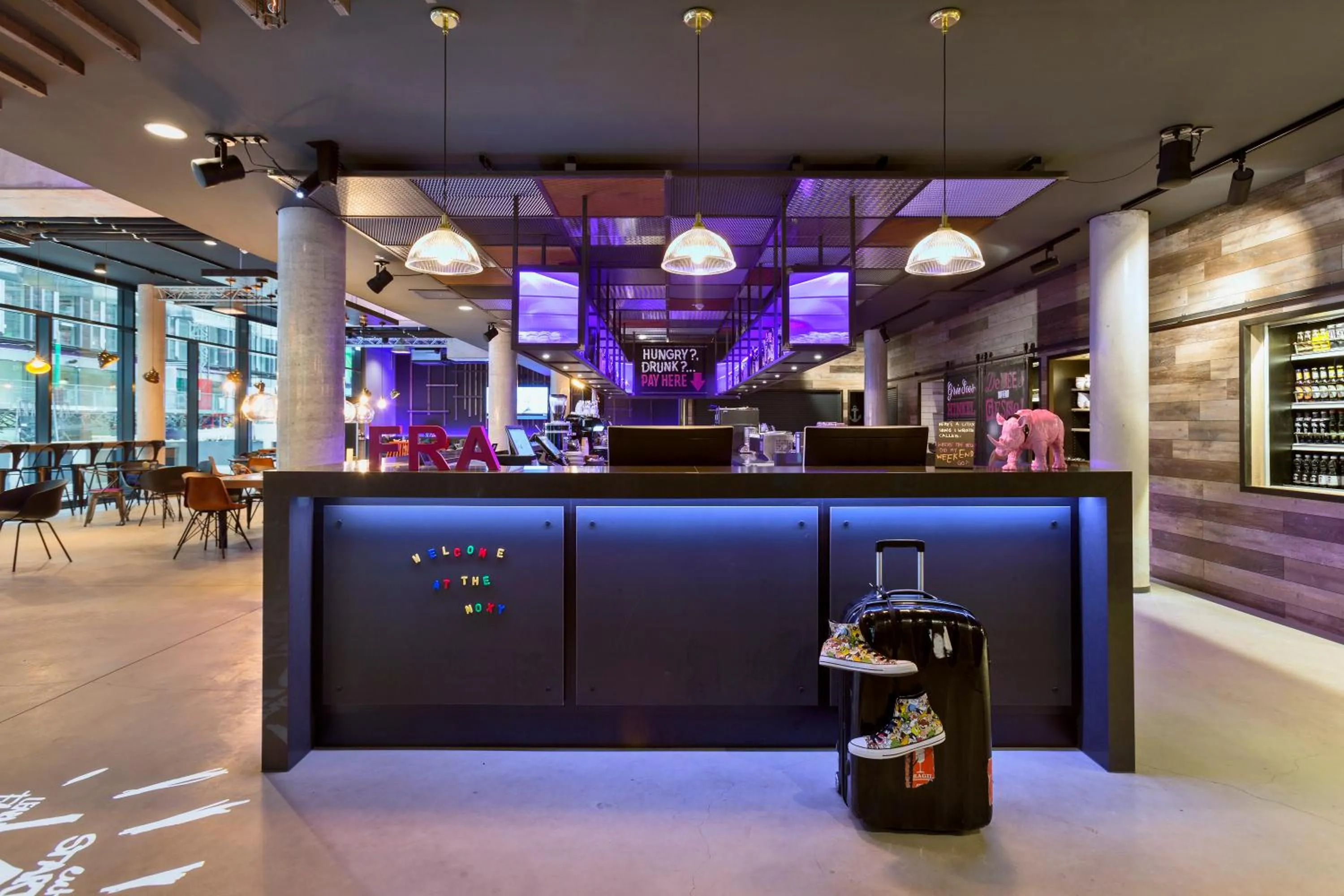 Lobby or reception in MOXY Frankfurt East