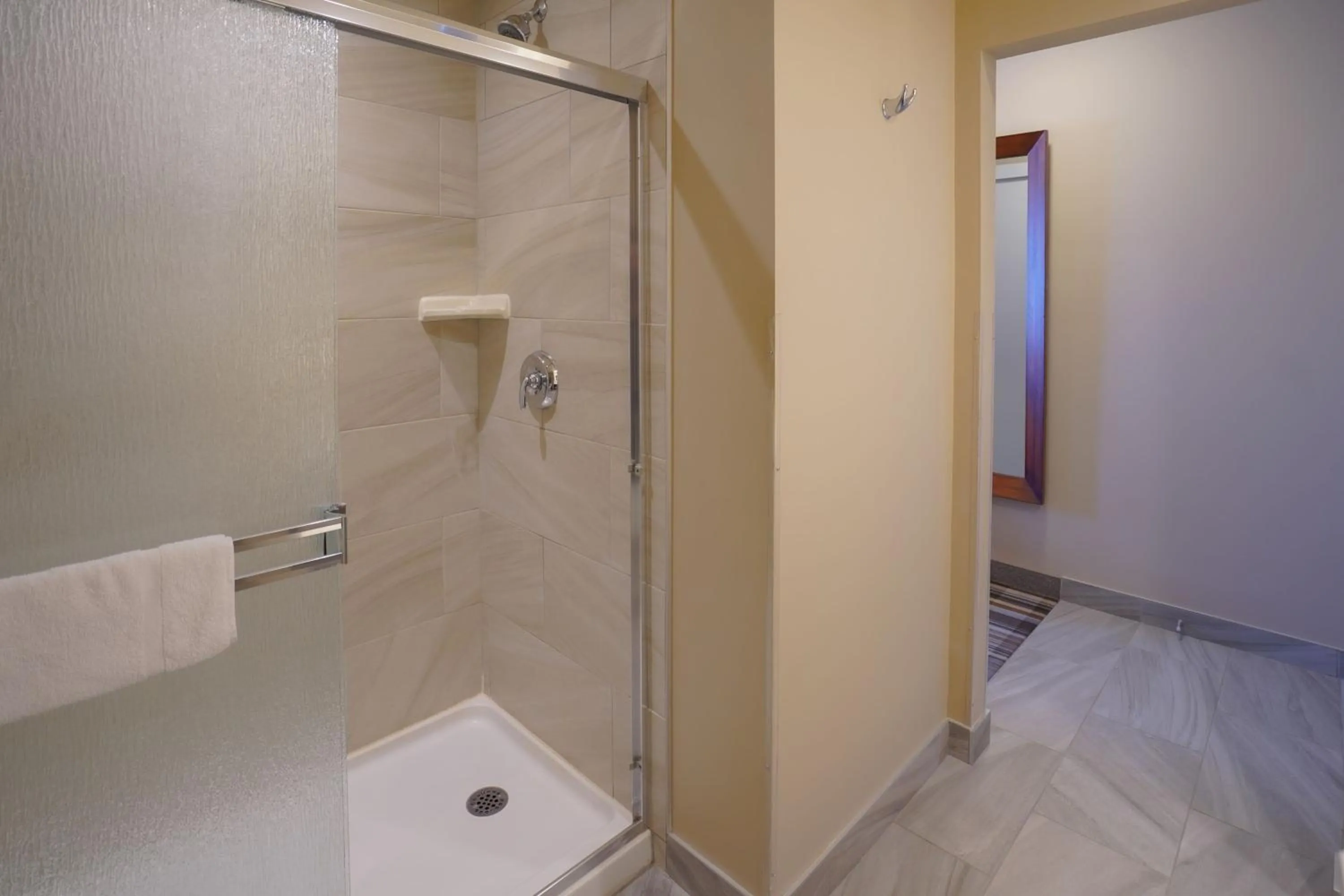 Bathroom in Fairfield Inn & Suites by Marriott Airdrie
