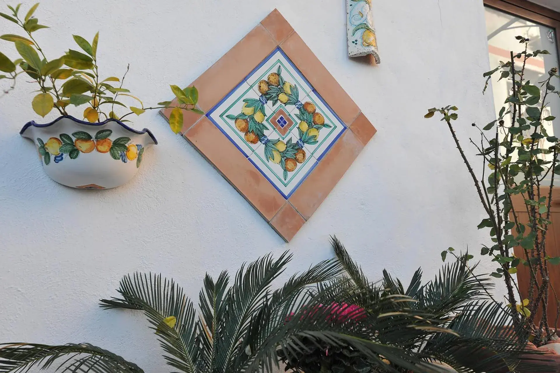 Family Room with Private Bathroom in B&b Le Cycas Family Room with Private Bathroom in B&b Le Cycas