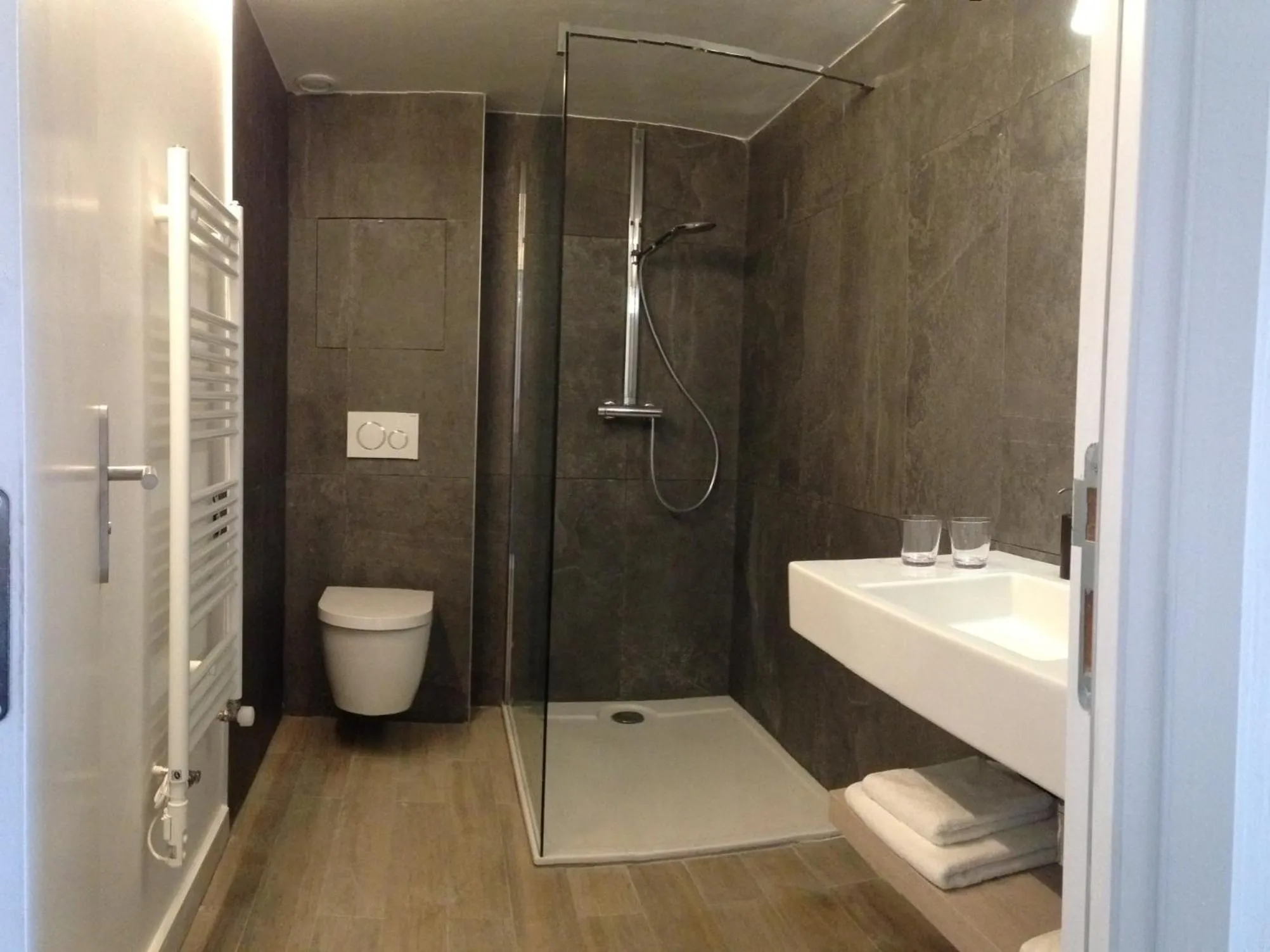 Bathroom in Auberge Quintessence