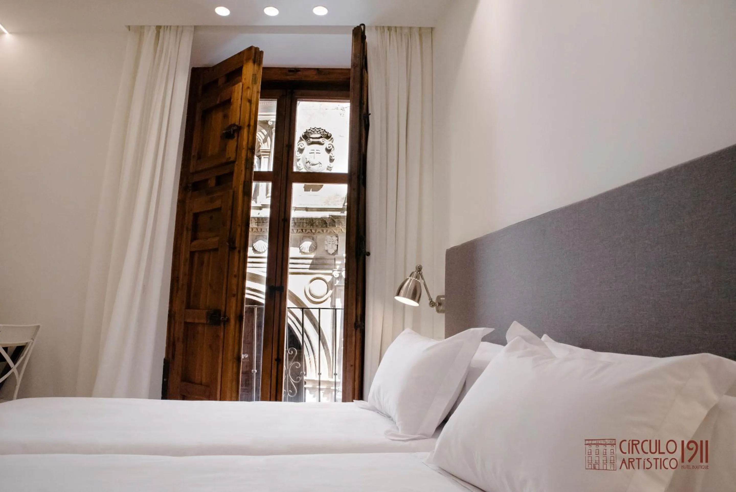 Shower in Círculo Artístico 1911 Hotel Boutique