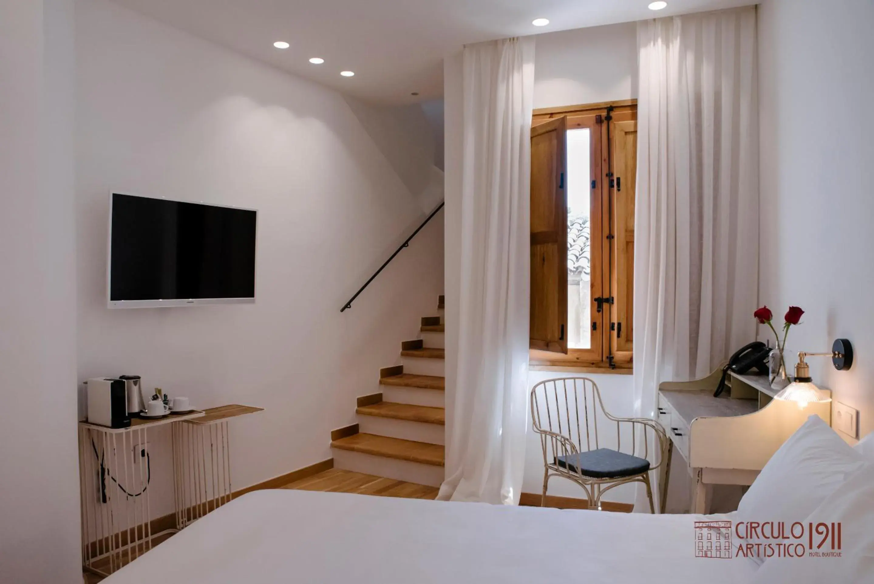 Deluxe Double Room with Castle View in Círculo Artístico 1911 Hotel Boutique Deluxe Double Room with Castle View in Círculo Artístico 1911 Hotel Boutique