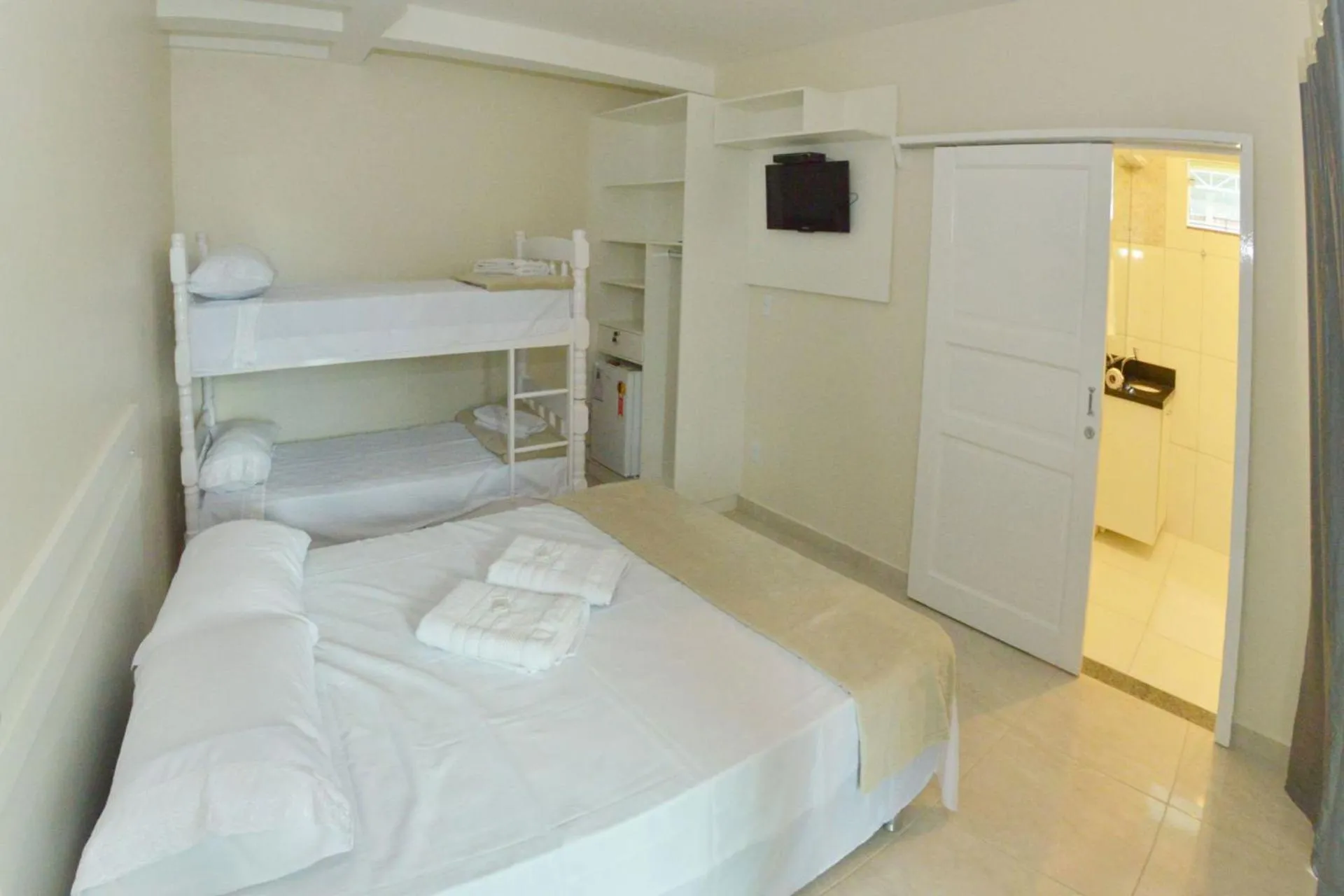 Bedroom, Bed in Pousada Nascer do Sol