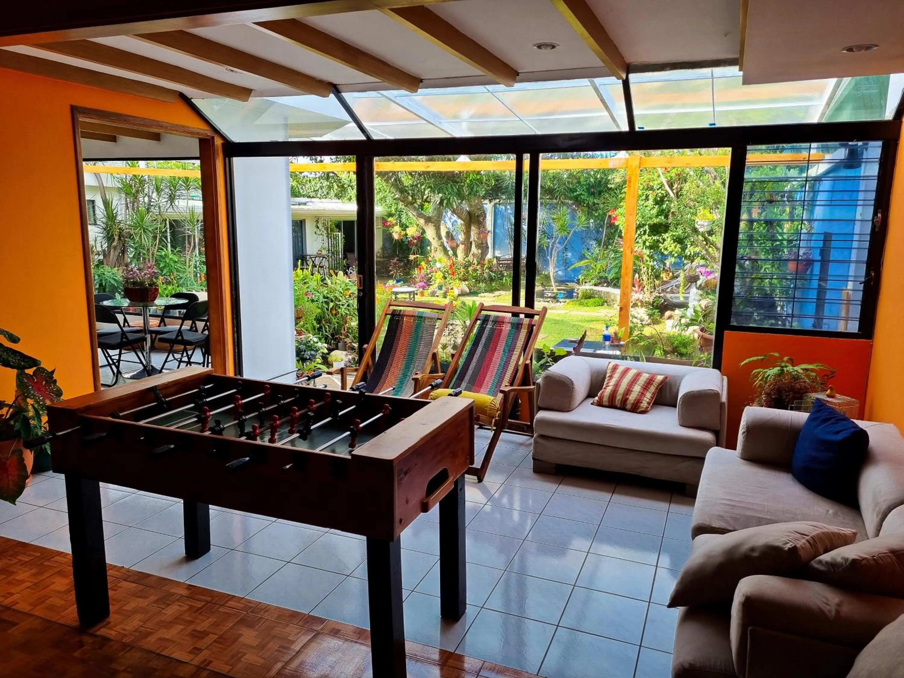 Patio in Casa Jardin del Mango