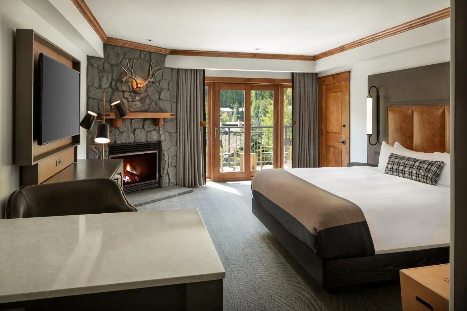 Bed in The Hythe, a Luxury Collection Resort, Vail