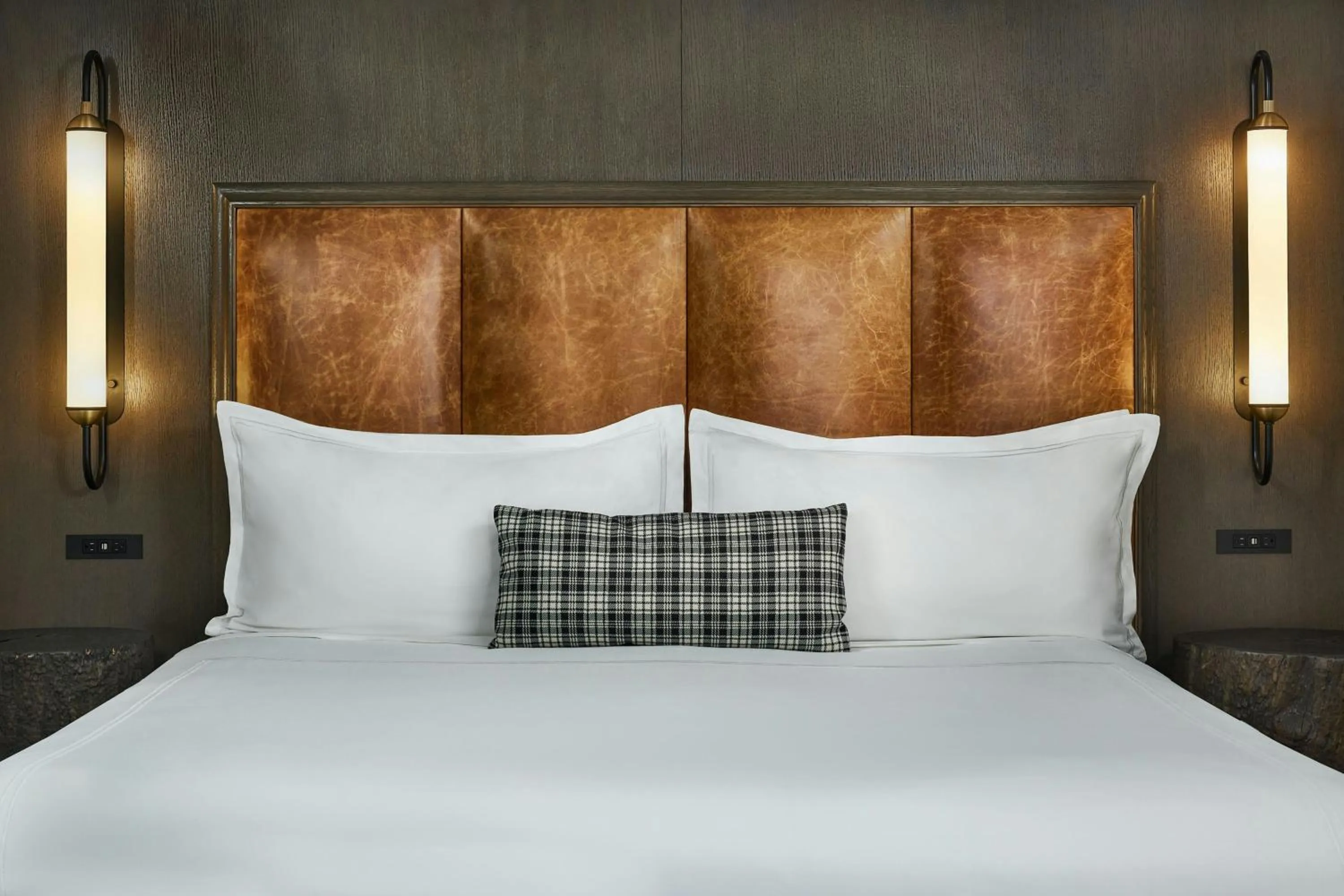 Photo of the whole room, Bed in The Hythe, a Luxury Collection Resort, Vail