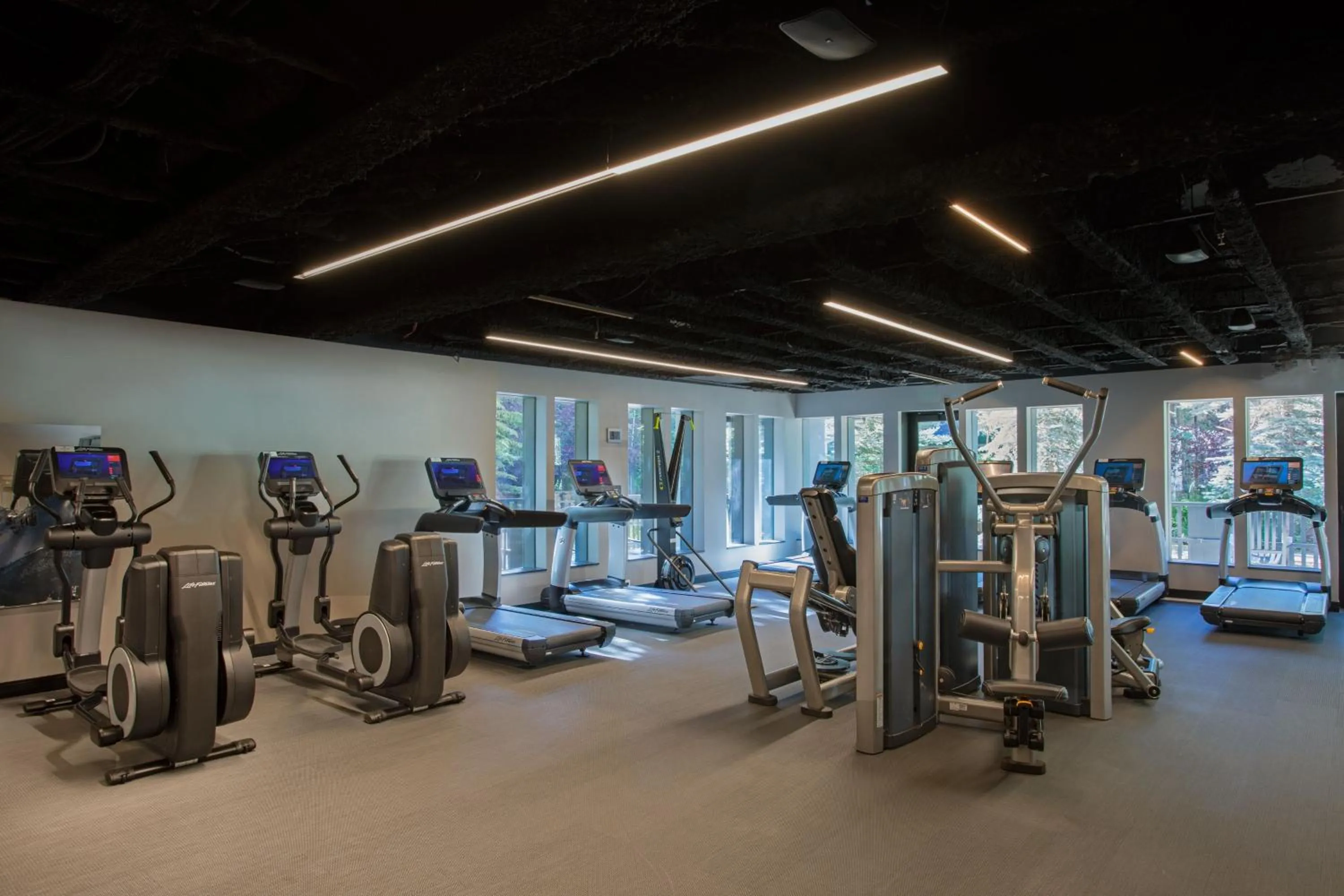 Fitness centre/facilities in The Hythe, a Luxury Collection Resort, Vail