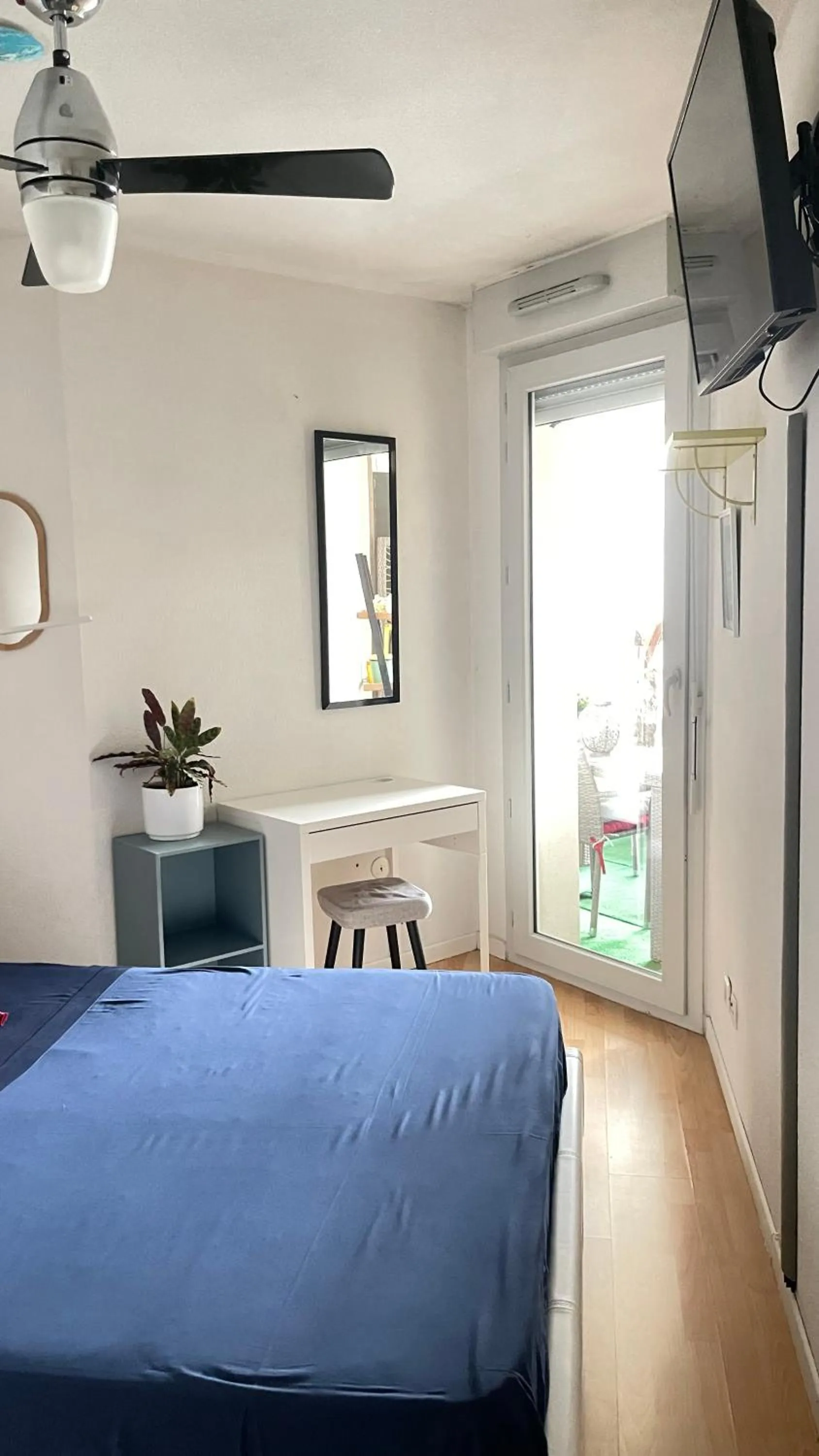 L Oasis studio proche hôpital et aéroport Piscine Parking &Netflix