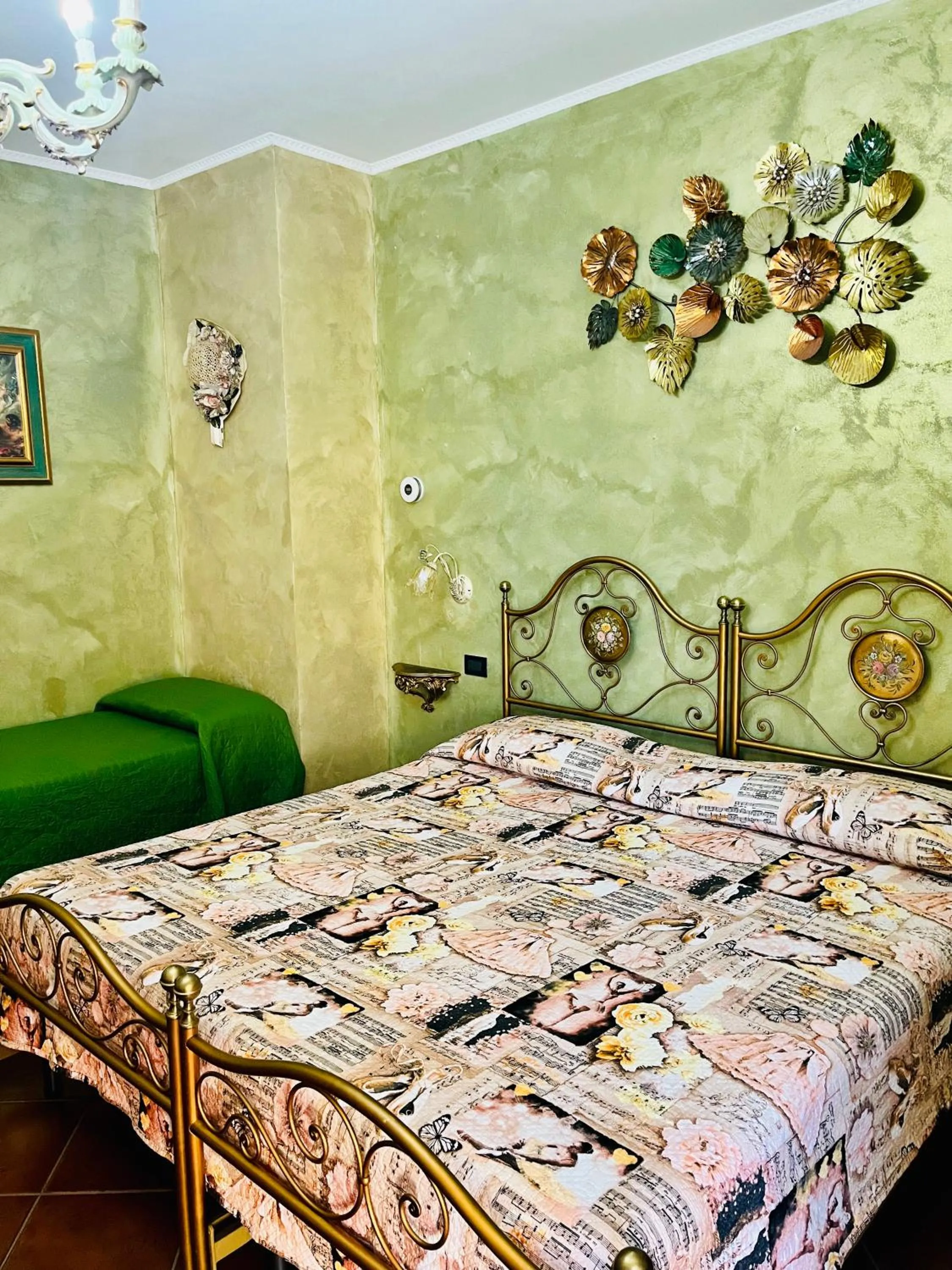 Bed in La Mammola Bed&Breakfast