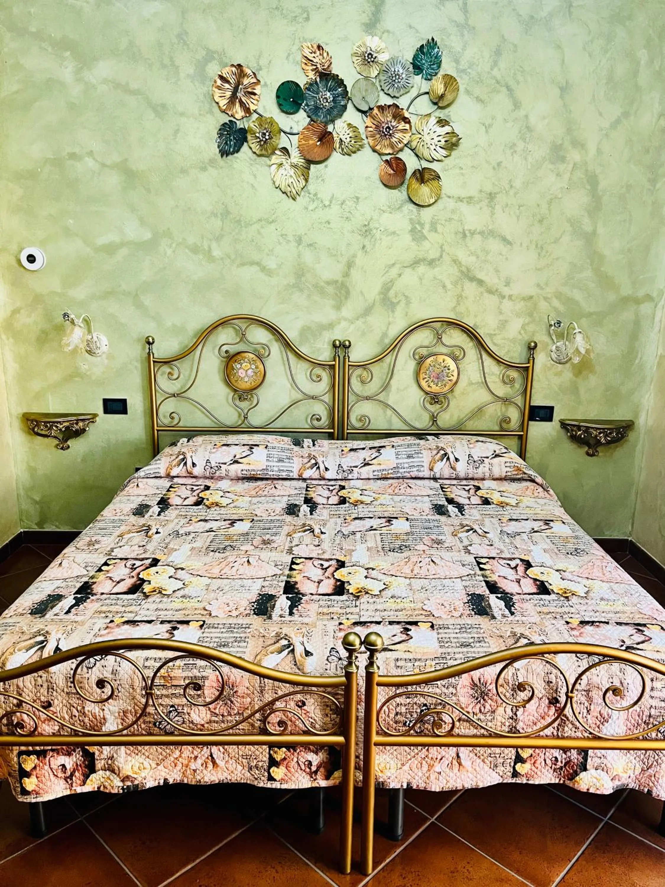 Bed in La Mammola Bed&Breakfast