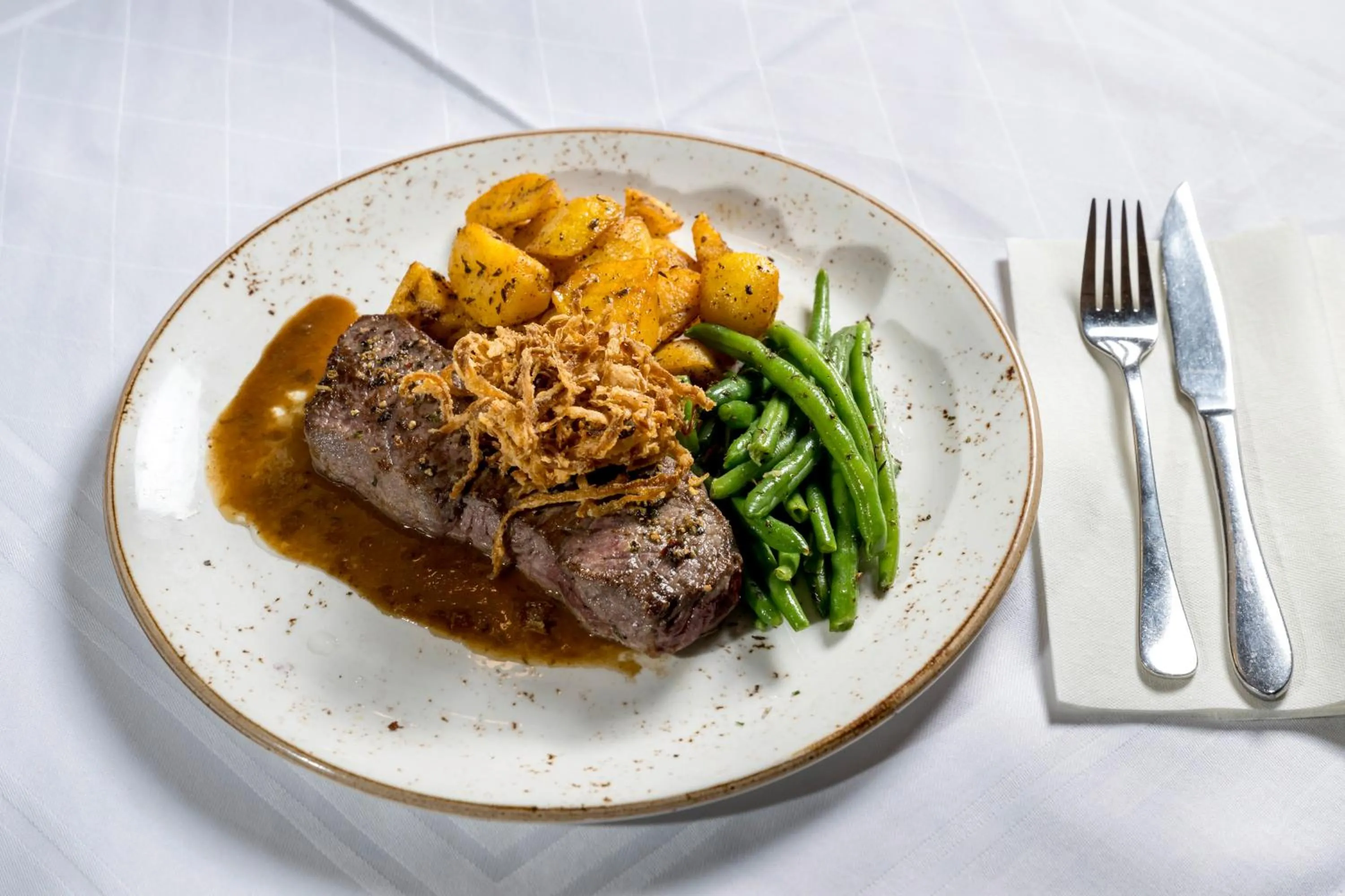 Restaurant/places to eat in Hotel am Haslinger Hof