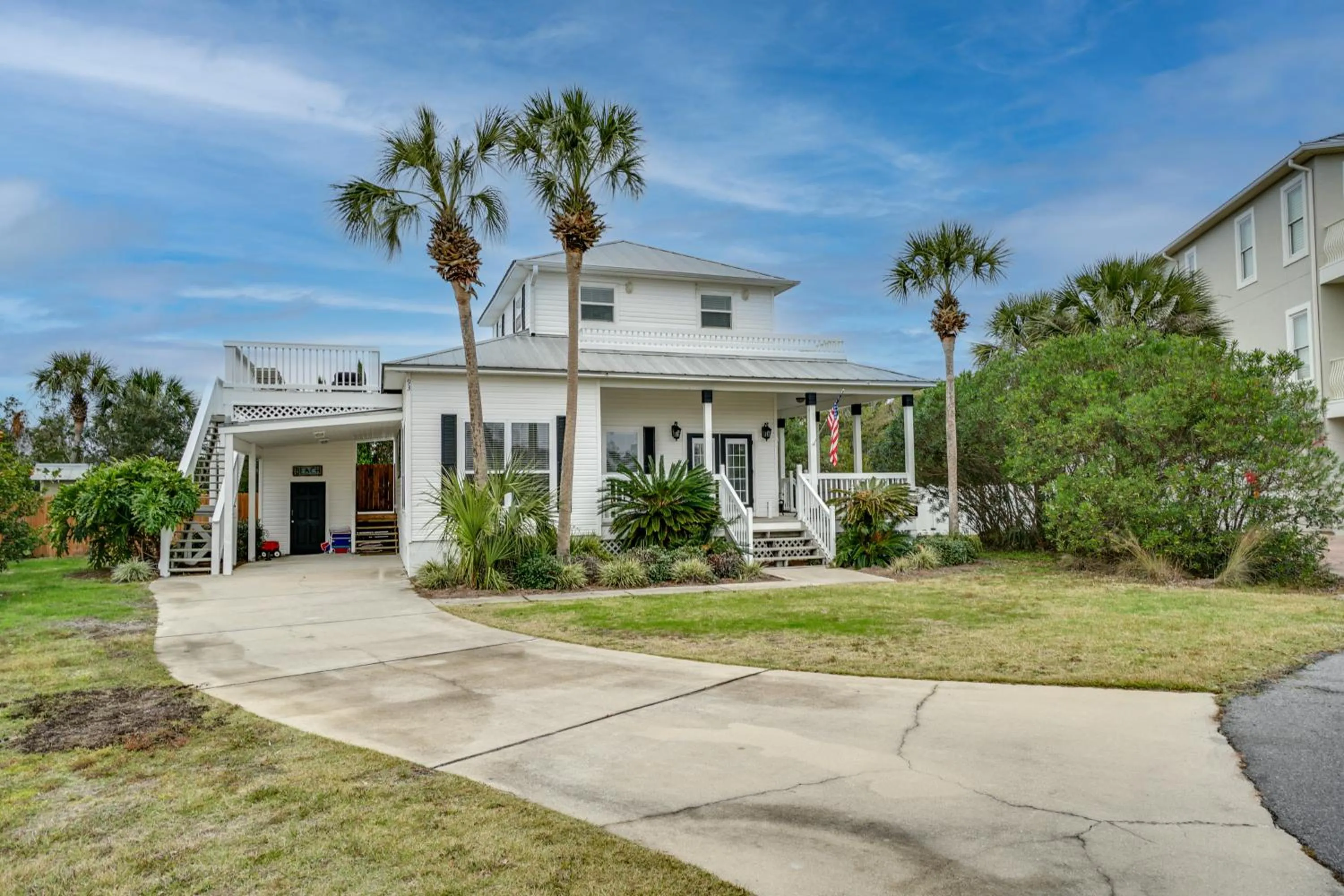 Property building in 30A Beach House - Walking on Sunshine