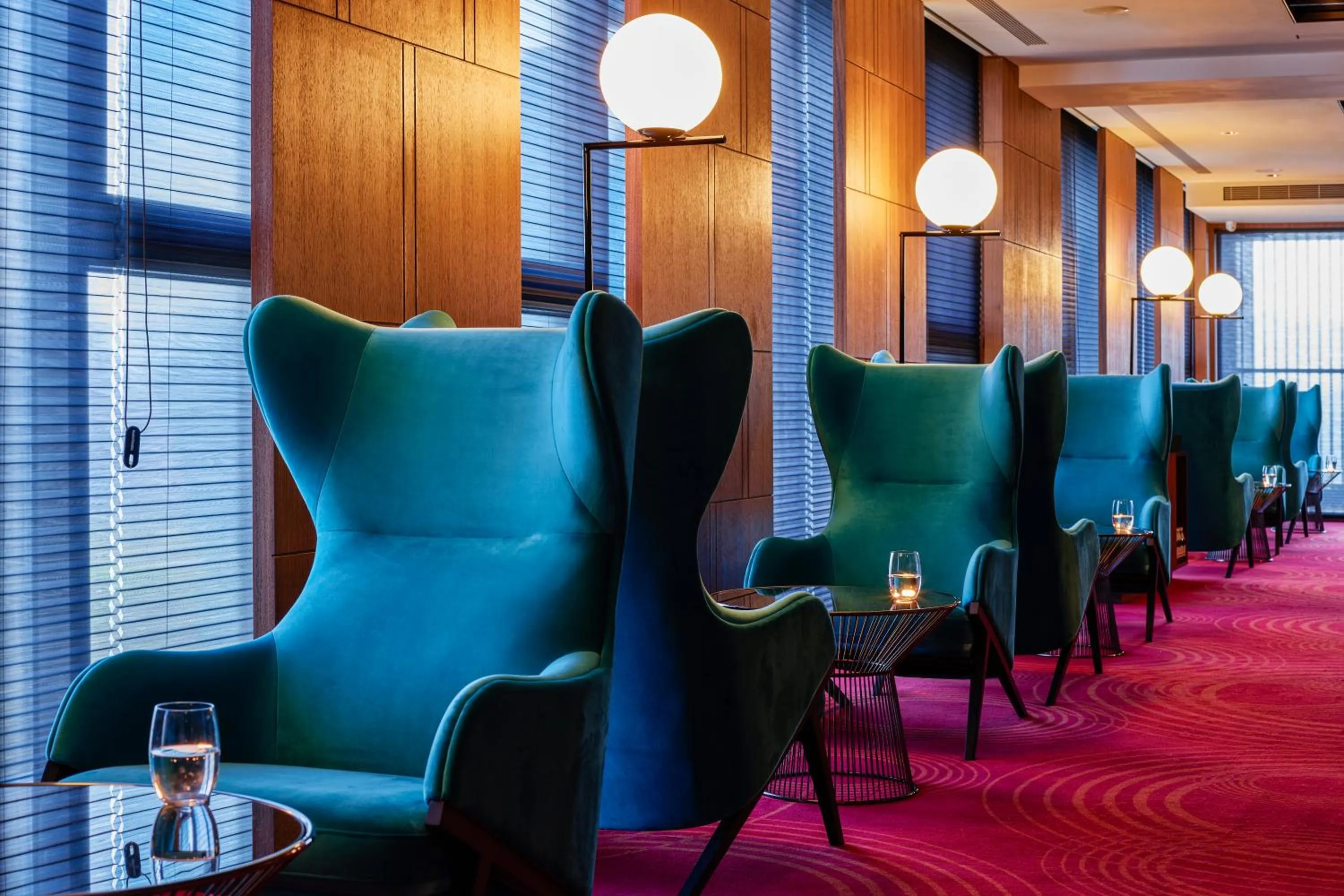 Communal lounge/ TV room in H2O HOTEL