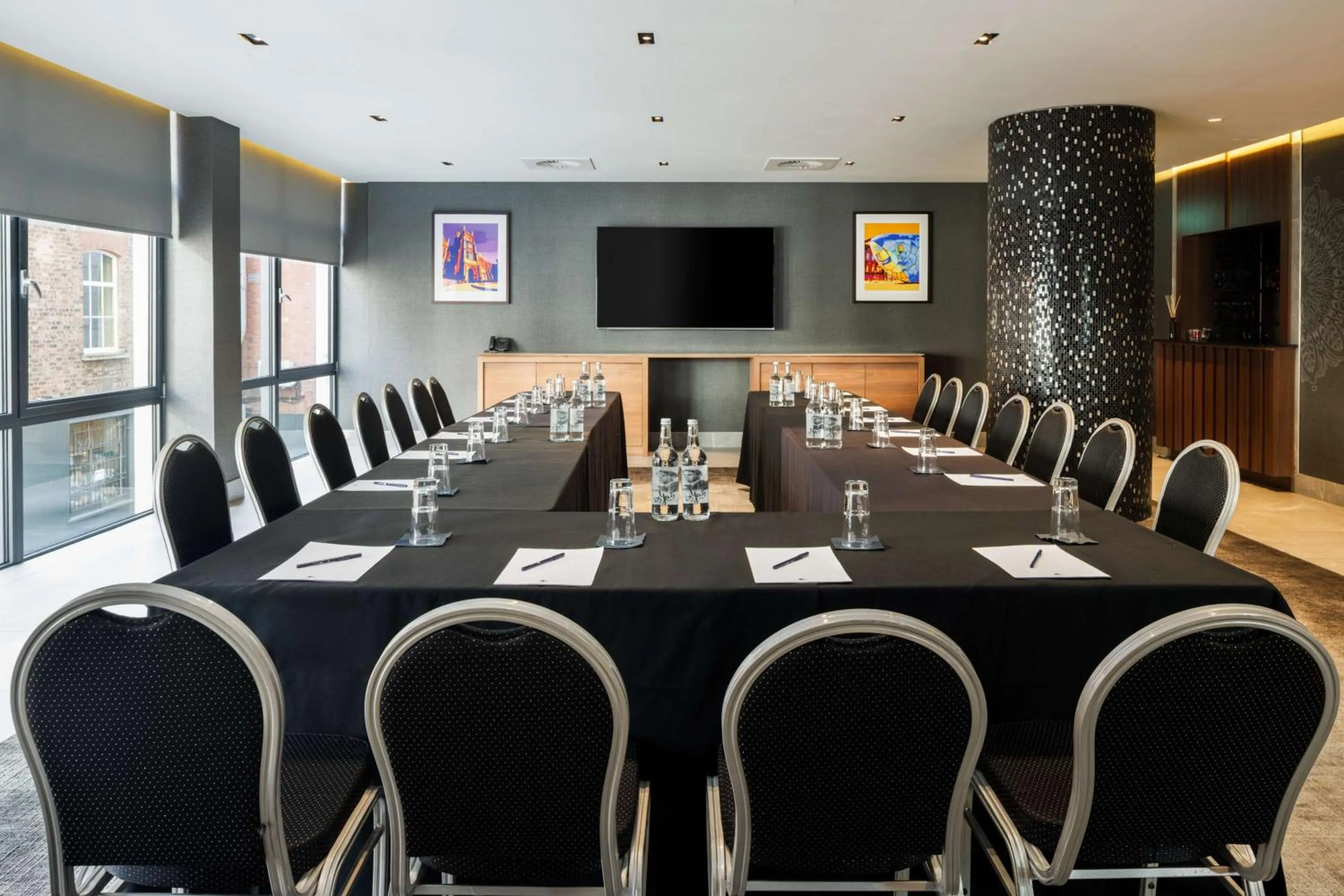 Meeting/conference room in DoubleTree by Hilton Belfast City Ten Square