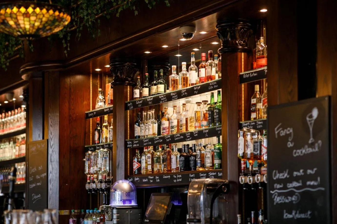 Lounge or bar in Mount Errigal Hotel, Conference & Leisure Centre