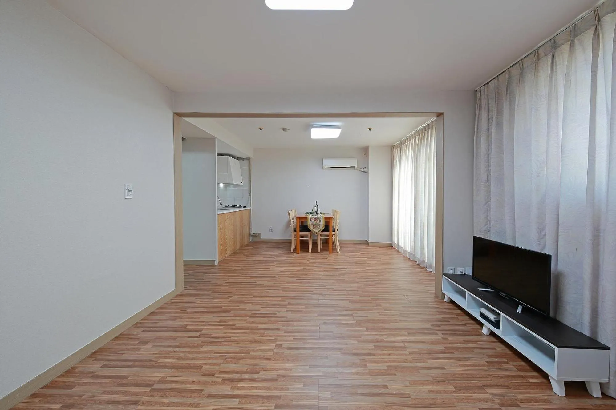 Photo of the whole room in Ocean 2 You Resort Seorak Beach Hotel & Condo