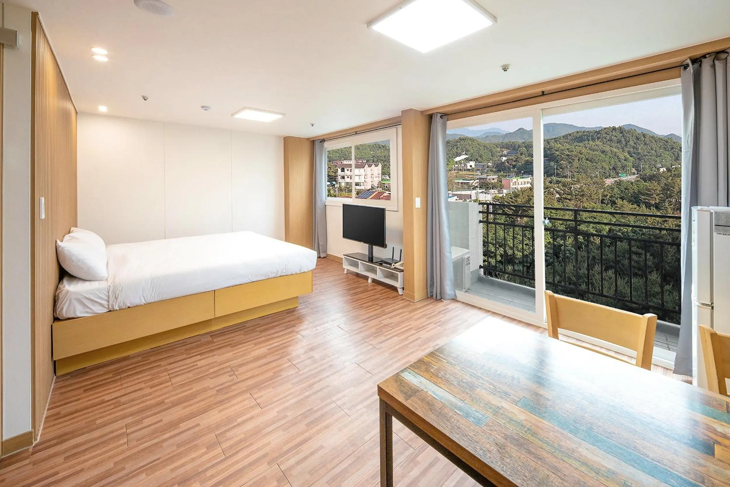 Bedroom in Ocean 2 You Resort Seorak Beach Hotel & Condo