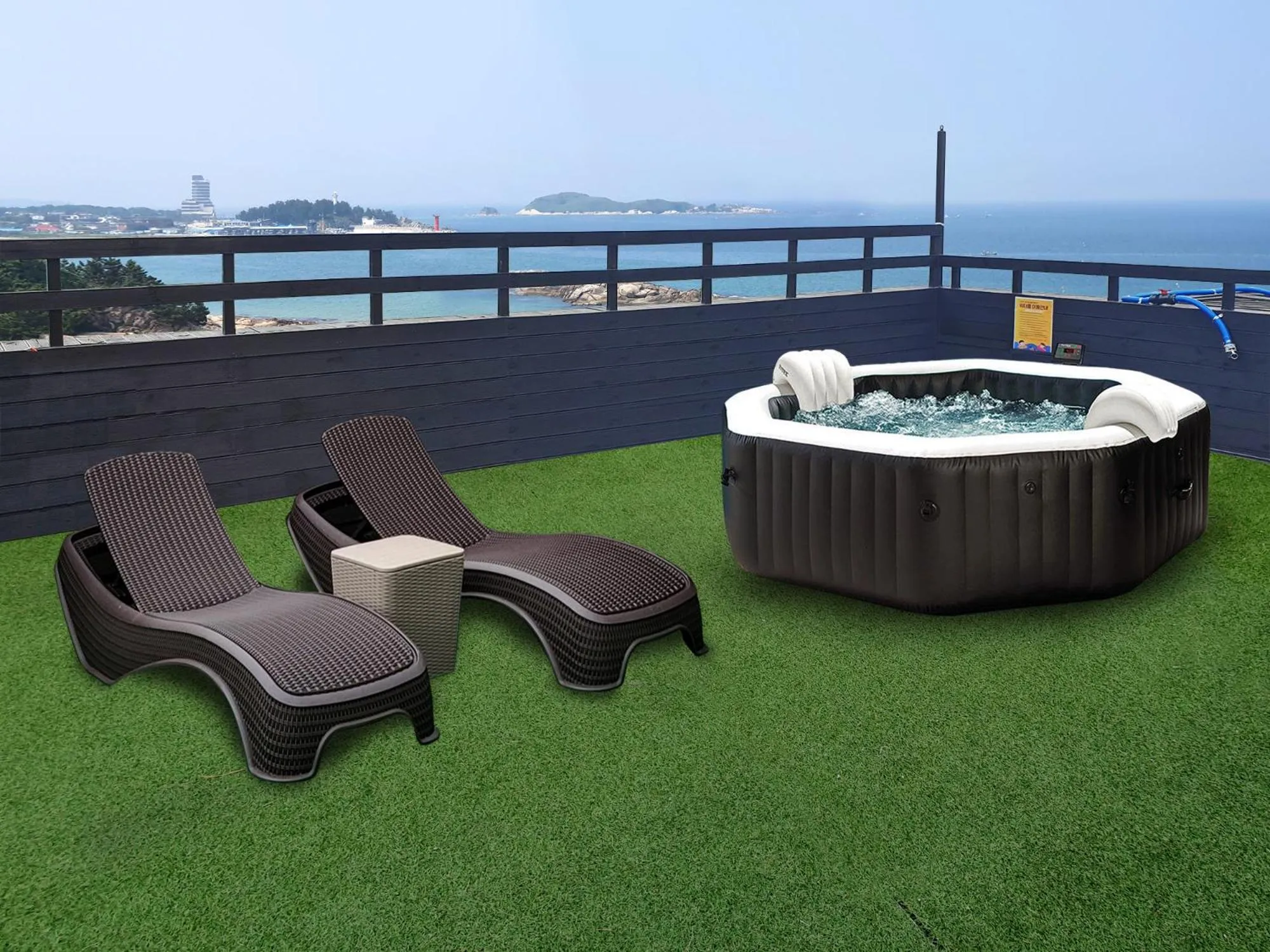 Balcony/Terrace in Ocean 2 You Resort Seorak Beach Hotel & Condo