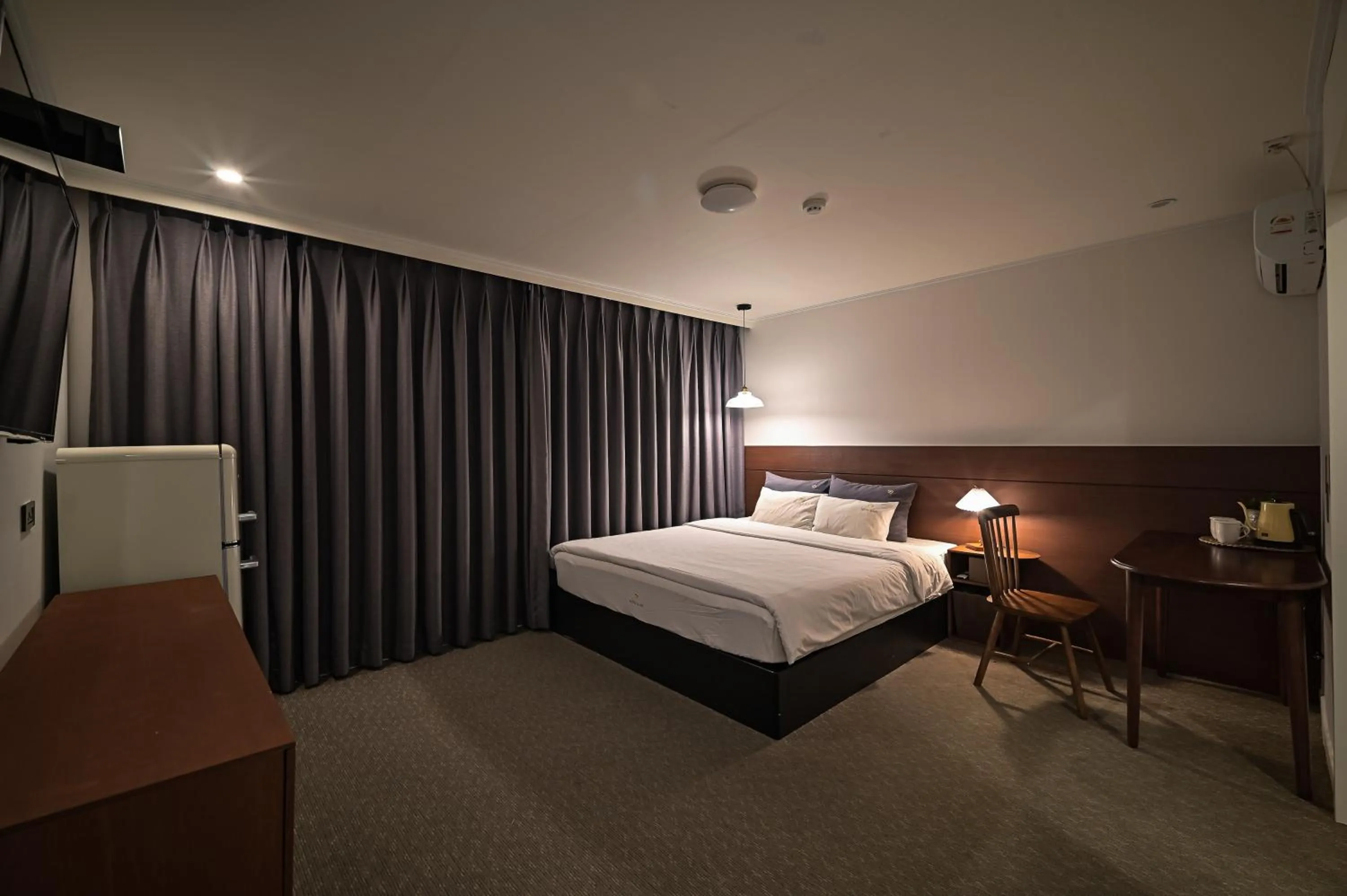 Bed in Hotel Gonggam Gonggan Busan Station