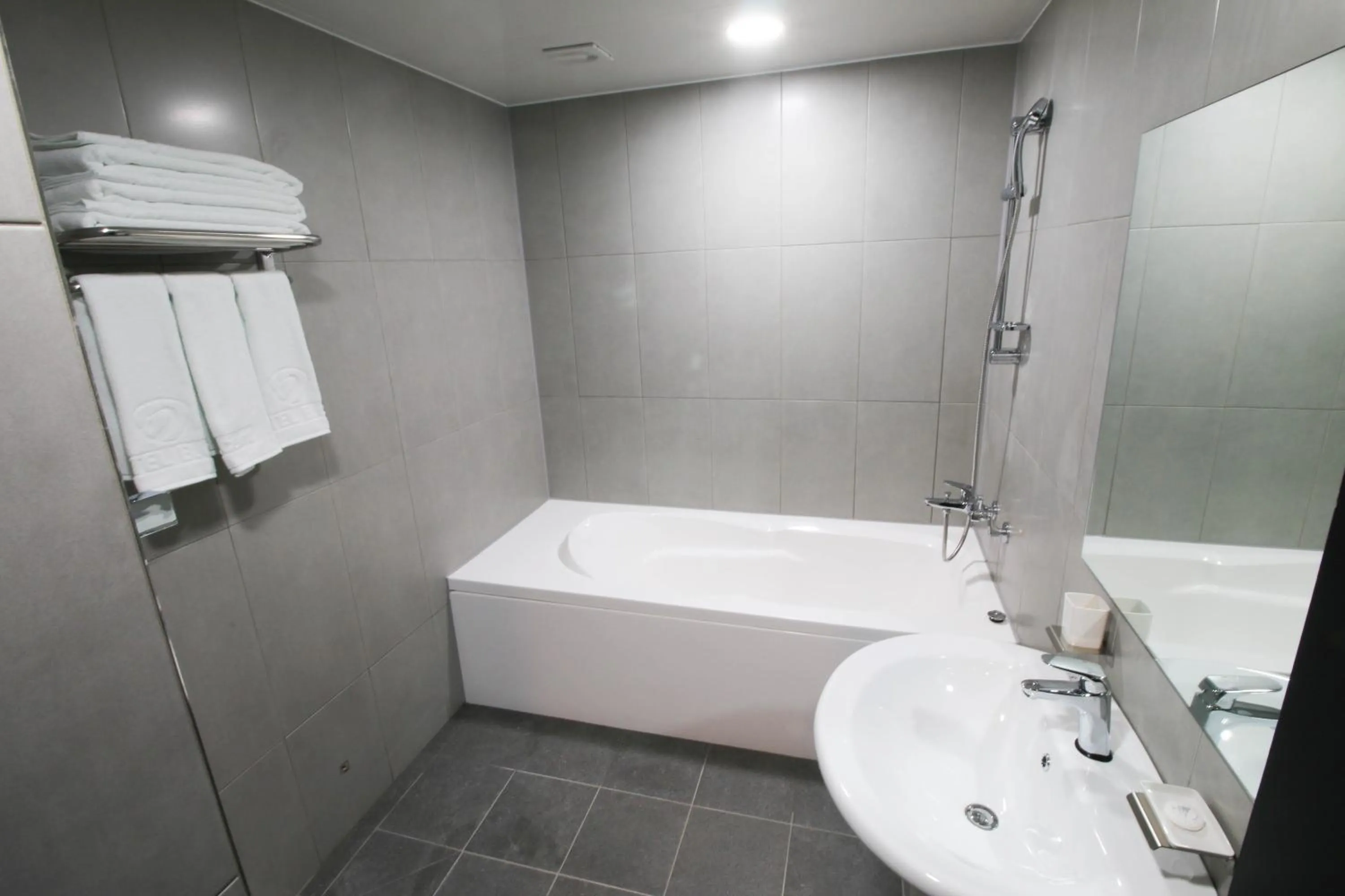 Shower in Bcent hotel