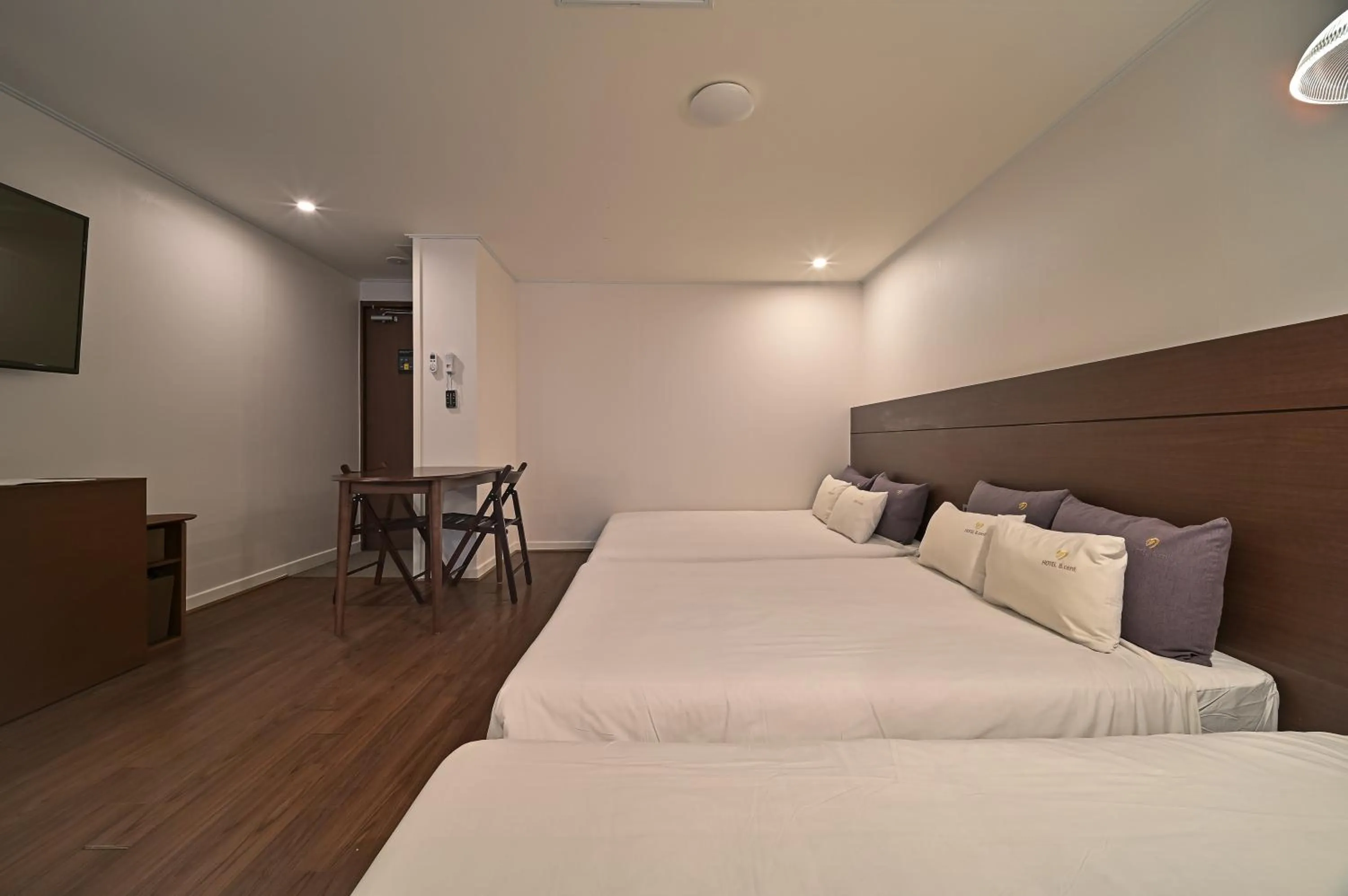 Bed in Hotel Gonggam Gonggan Busan Station