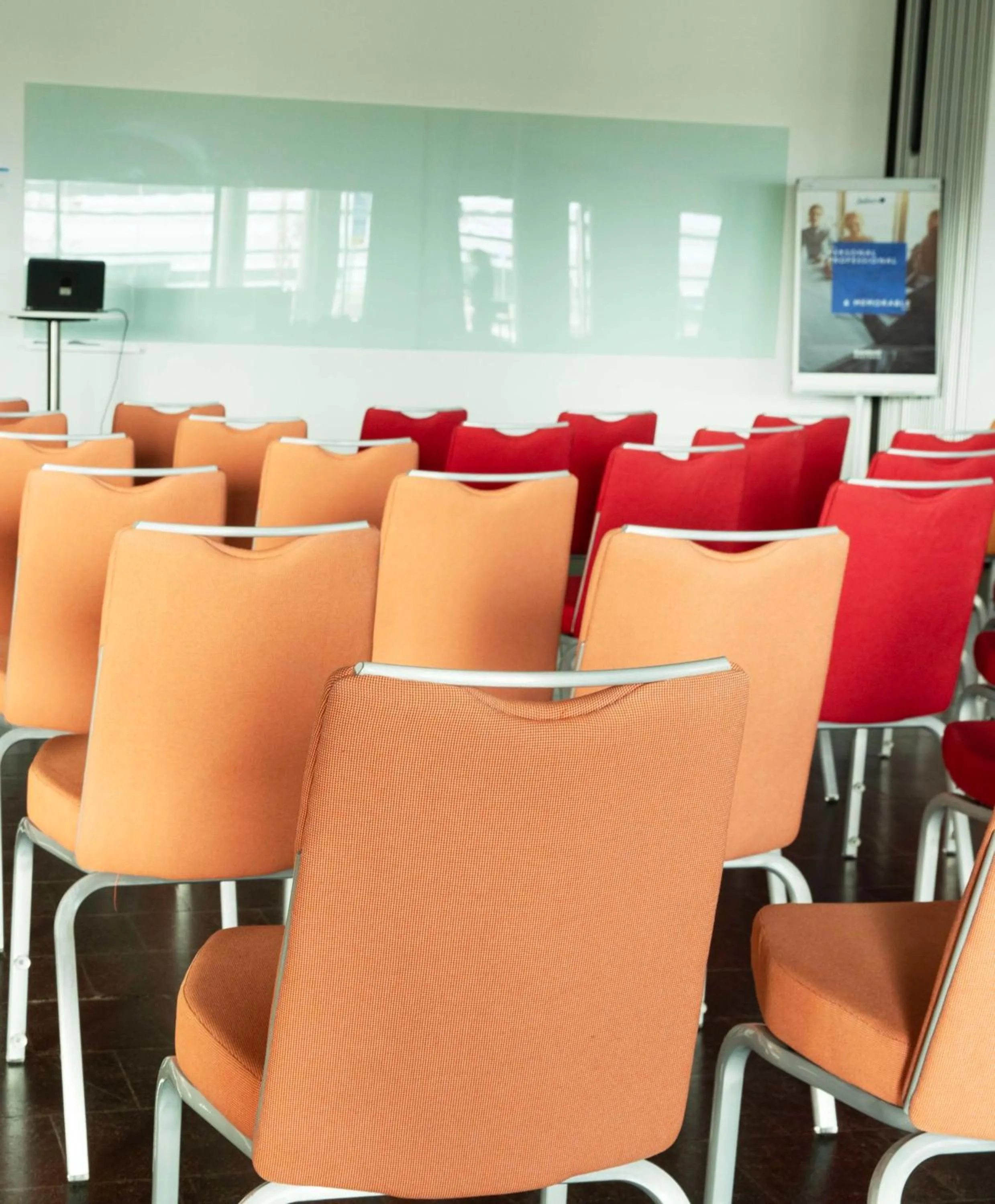 Meeting/conference room in Radisson Blu Airport Terminal Hotel