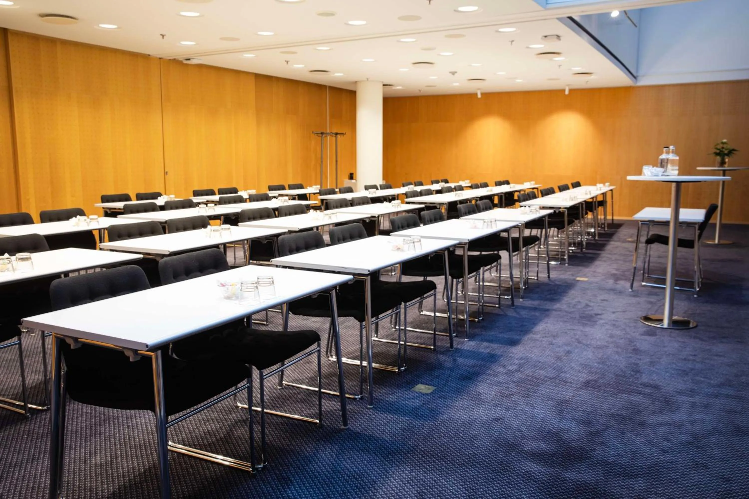 Meeting/conference room in Radisson Blu Airport Terminal Hotel