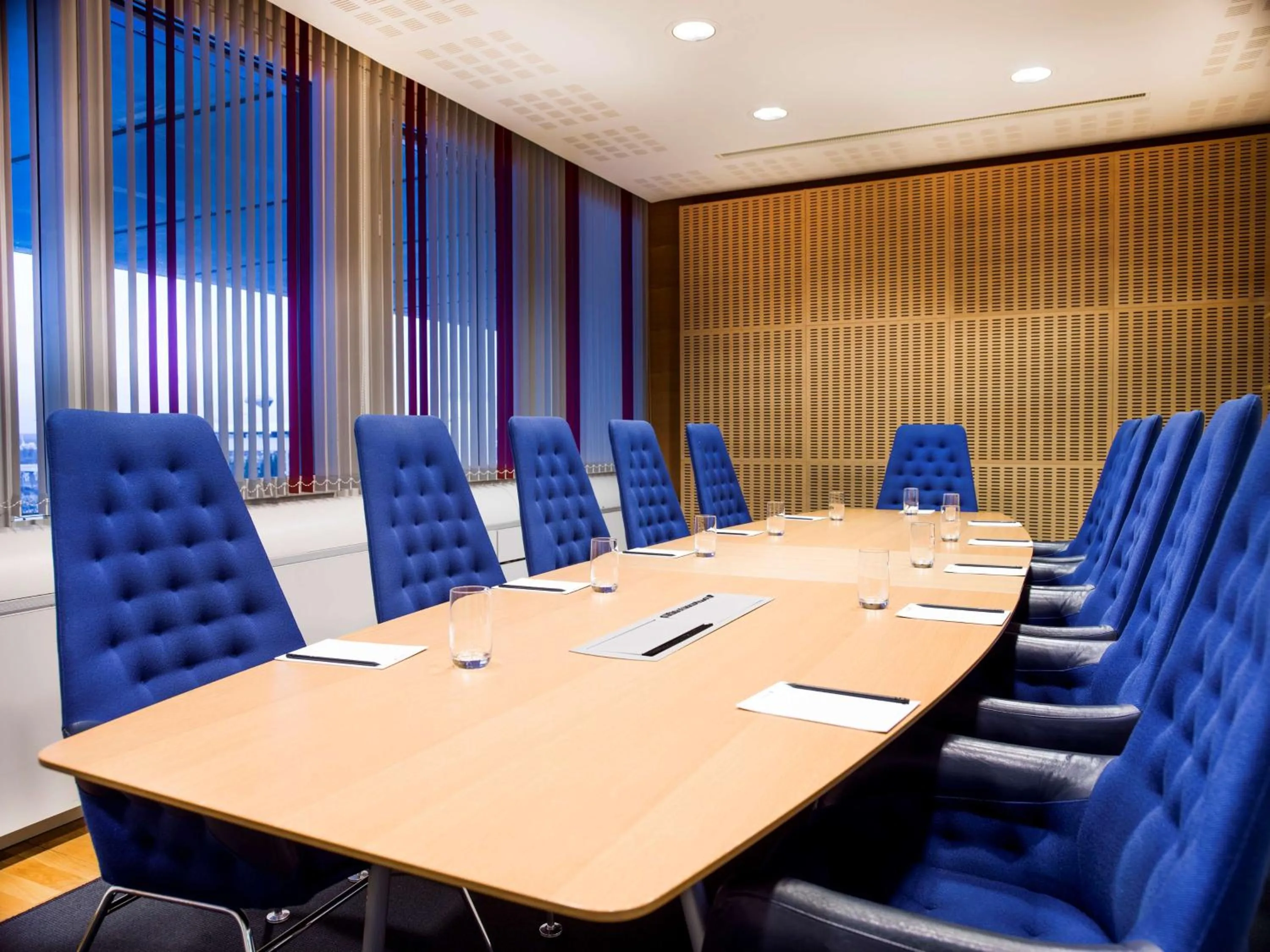 Meeting/conference room in Radisson Blu Airport Terminal Hotel