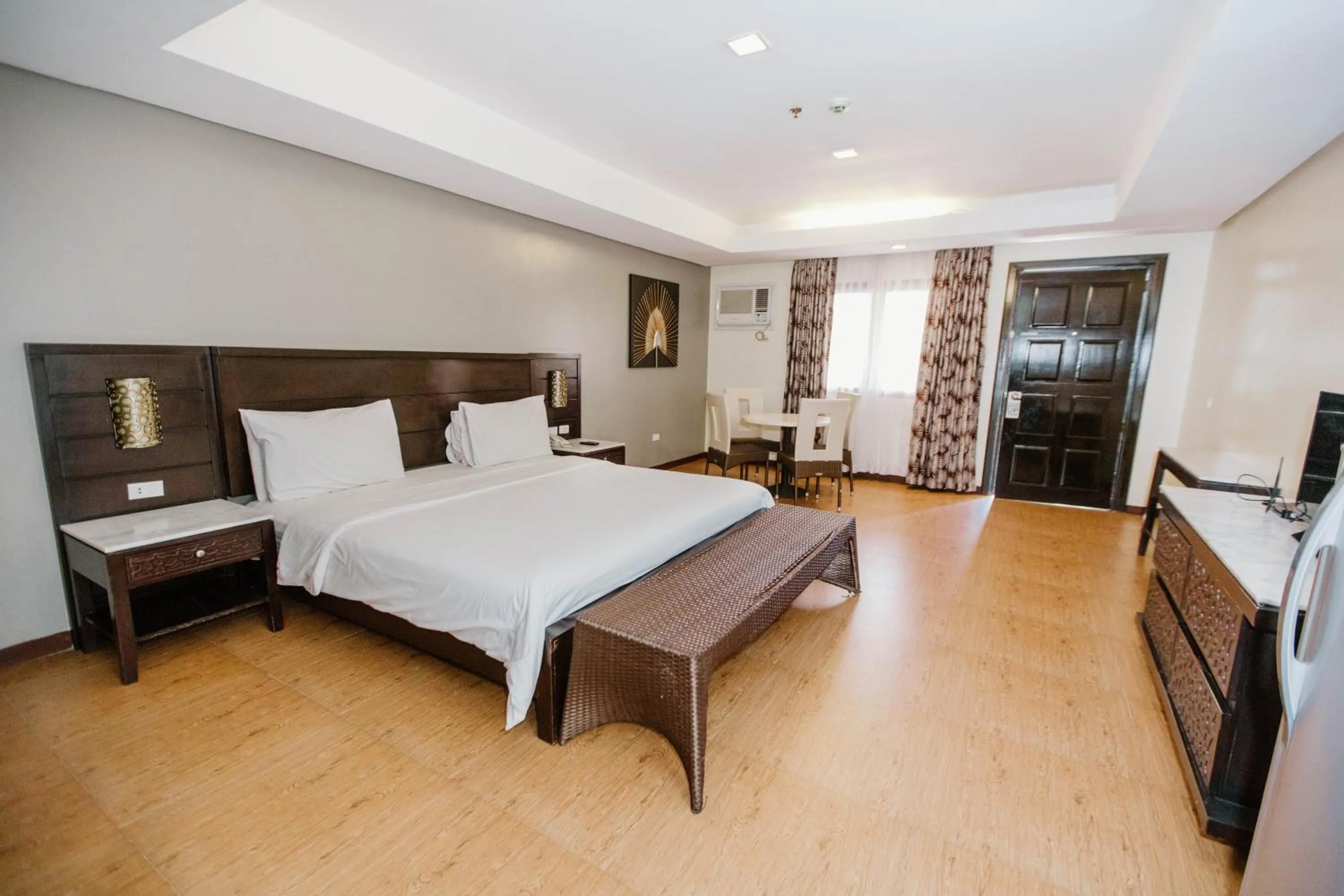 Bed in Cebu Westown Lagoon - South Wing