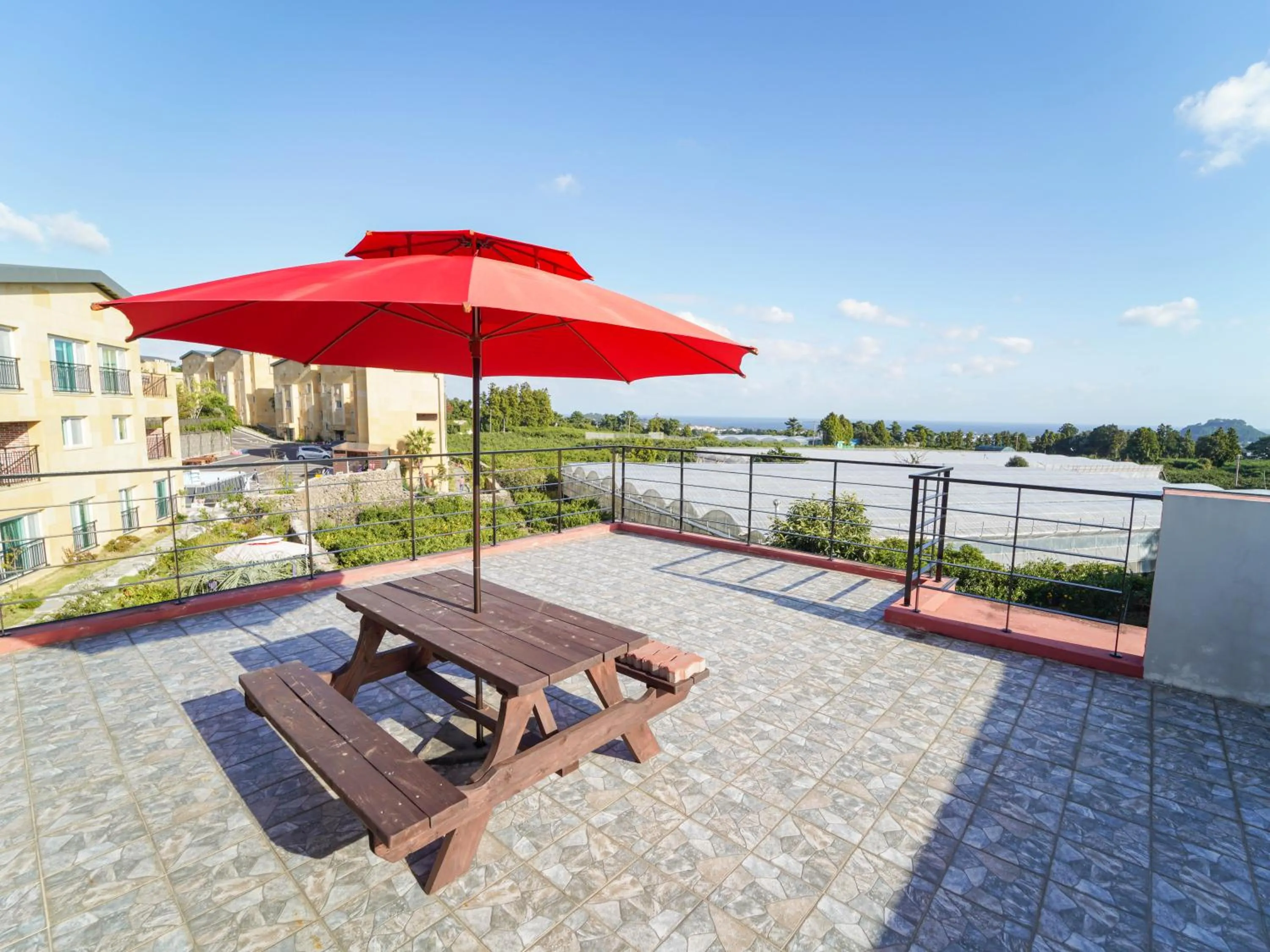 Balcony/Terrace in Oasis Pension