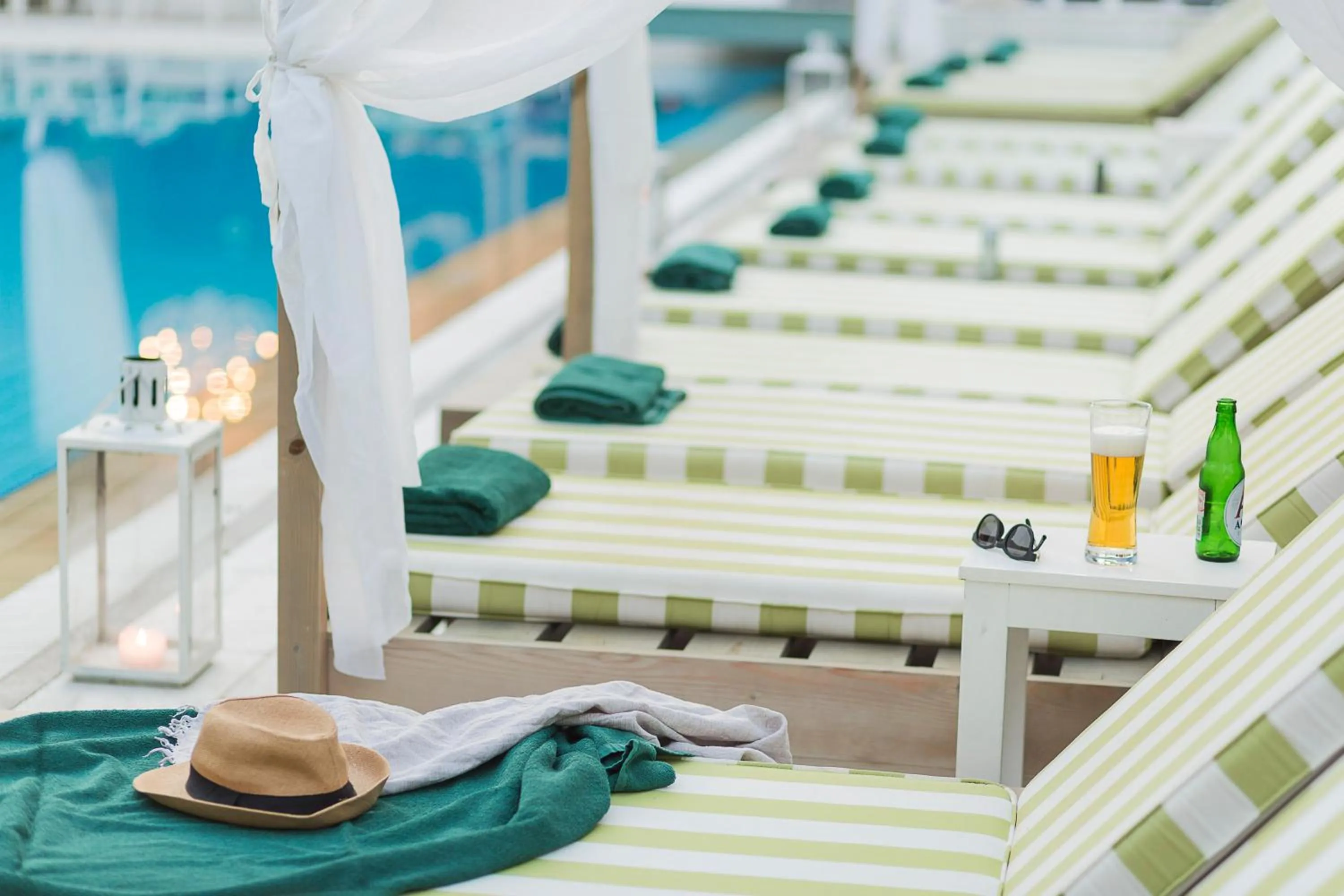 Swimming pool in La Piscine Art Hotel, Philian Hotels and Resorts