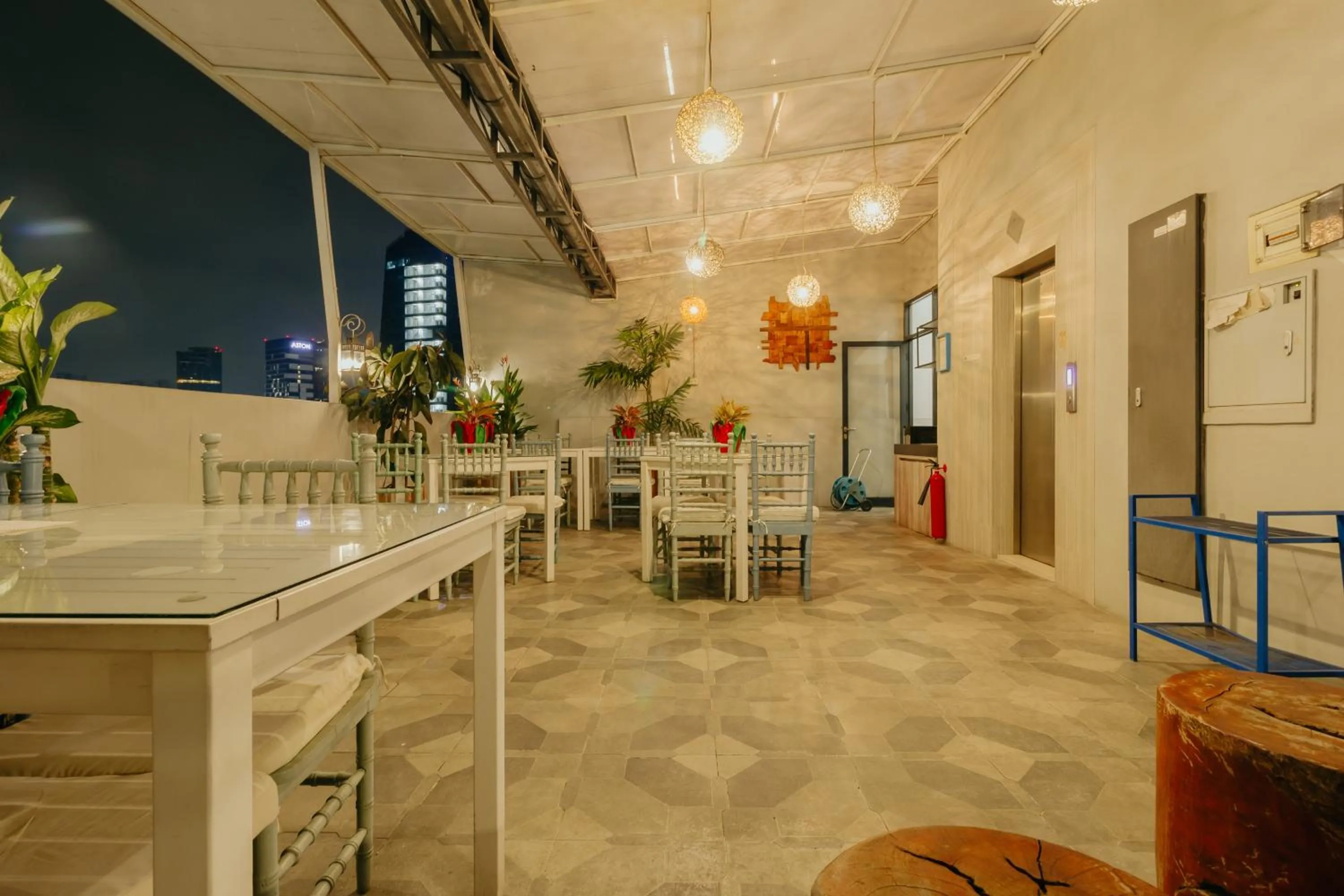 Balcony/Terrace in Urbanest Inn House TB Simatupang