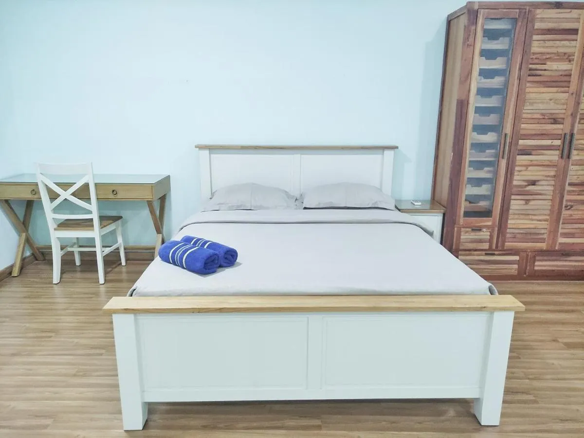 Bed in Urbanest Inn House TB Simatupang