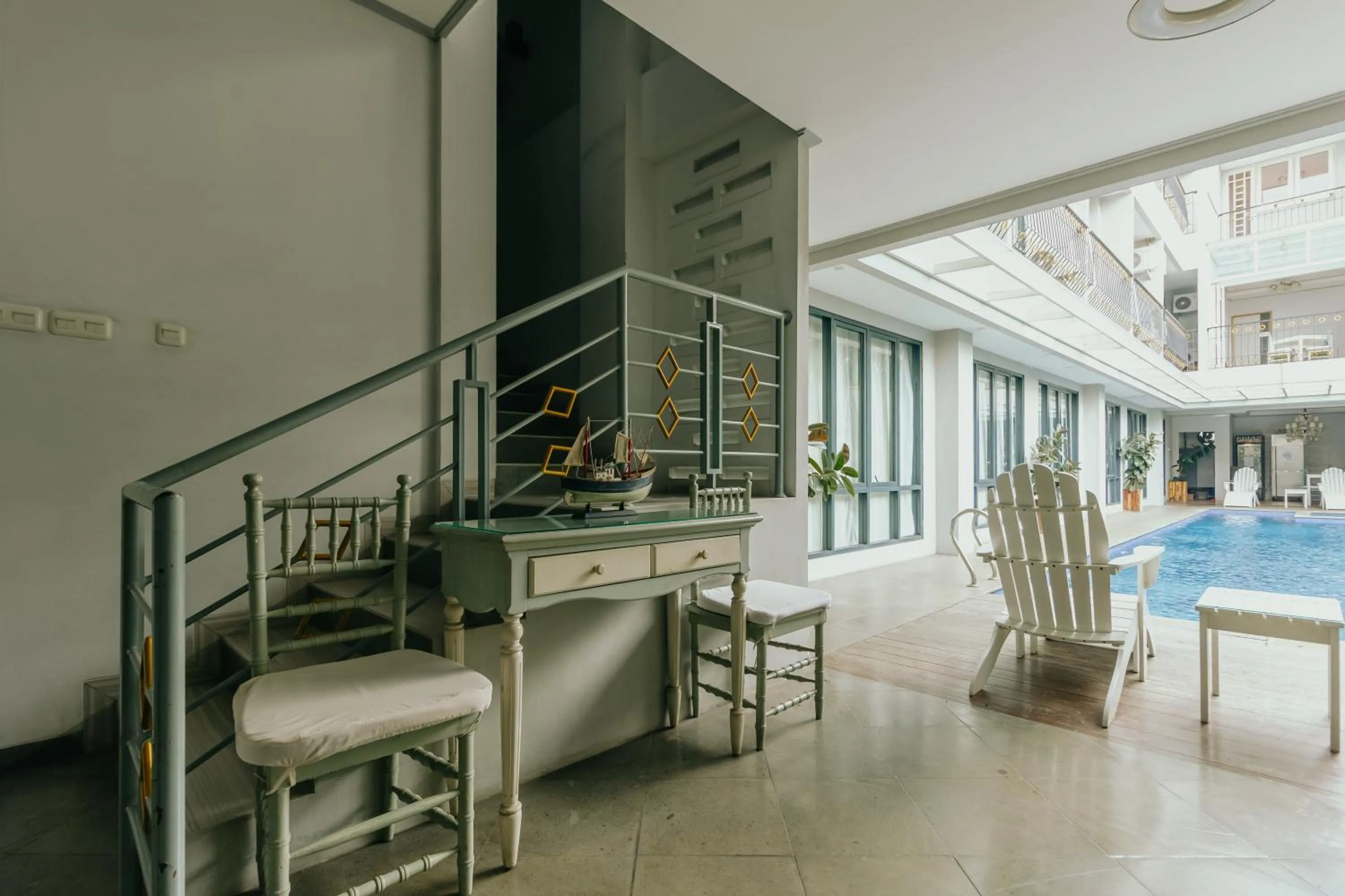 Swimming pool in Urbanest Inn House TB Simatupang